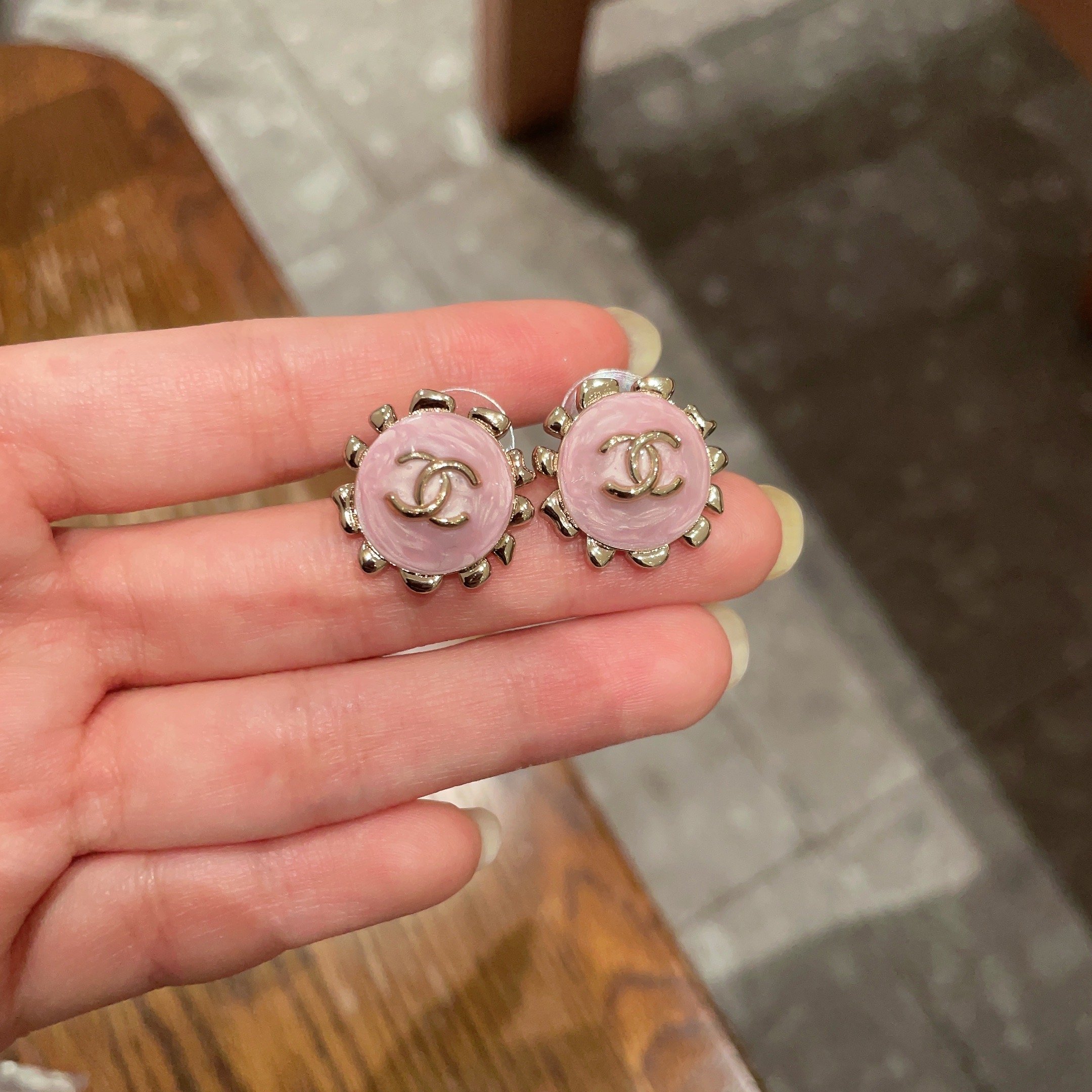 Chanel高仿復古太阳花耳環 女款氣質百搭高端耳飾| 12 Chanel高仿復古太阳花耳環 女款氣質百搭高端耳飾
