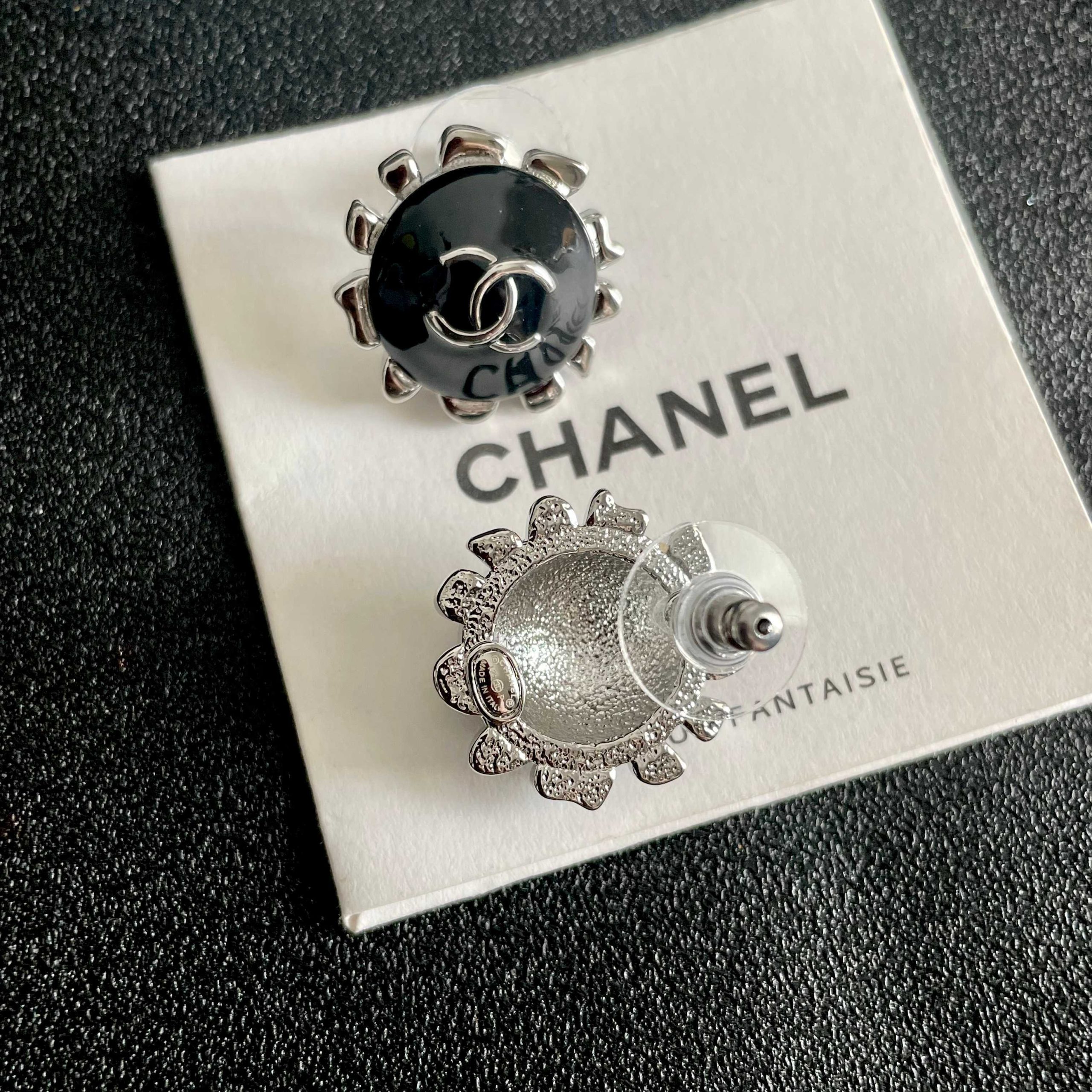 Chanel黑色復古雙C耳環 氣質高仿時尚耳飾| 9 Chanel黑色復古雙C耳環 氣質高仿時尚耳飾