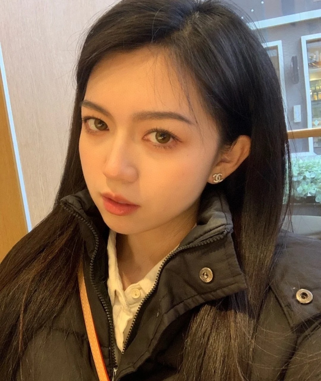 Chanel A貨 女款滿鑽雙C耳釘 閃耀奢華設計| 14 Chanel A貨 女款滿鑽雙C耳釘 閃耀奢華設計