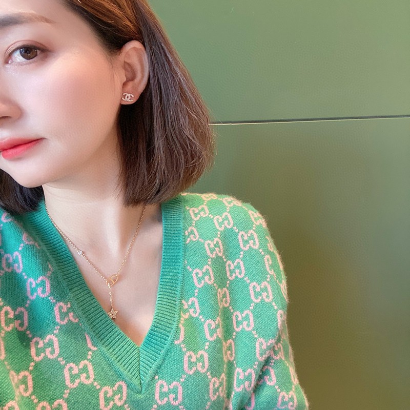 Chanel A貨 女款滿鑽雙C耳釘 閃耀奢華設計| 10 Chanel A貨 女款滿鑽雙C耳釘 閃耀奢華設計