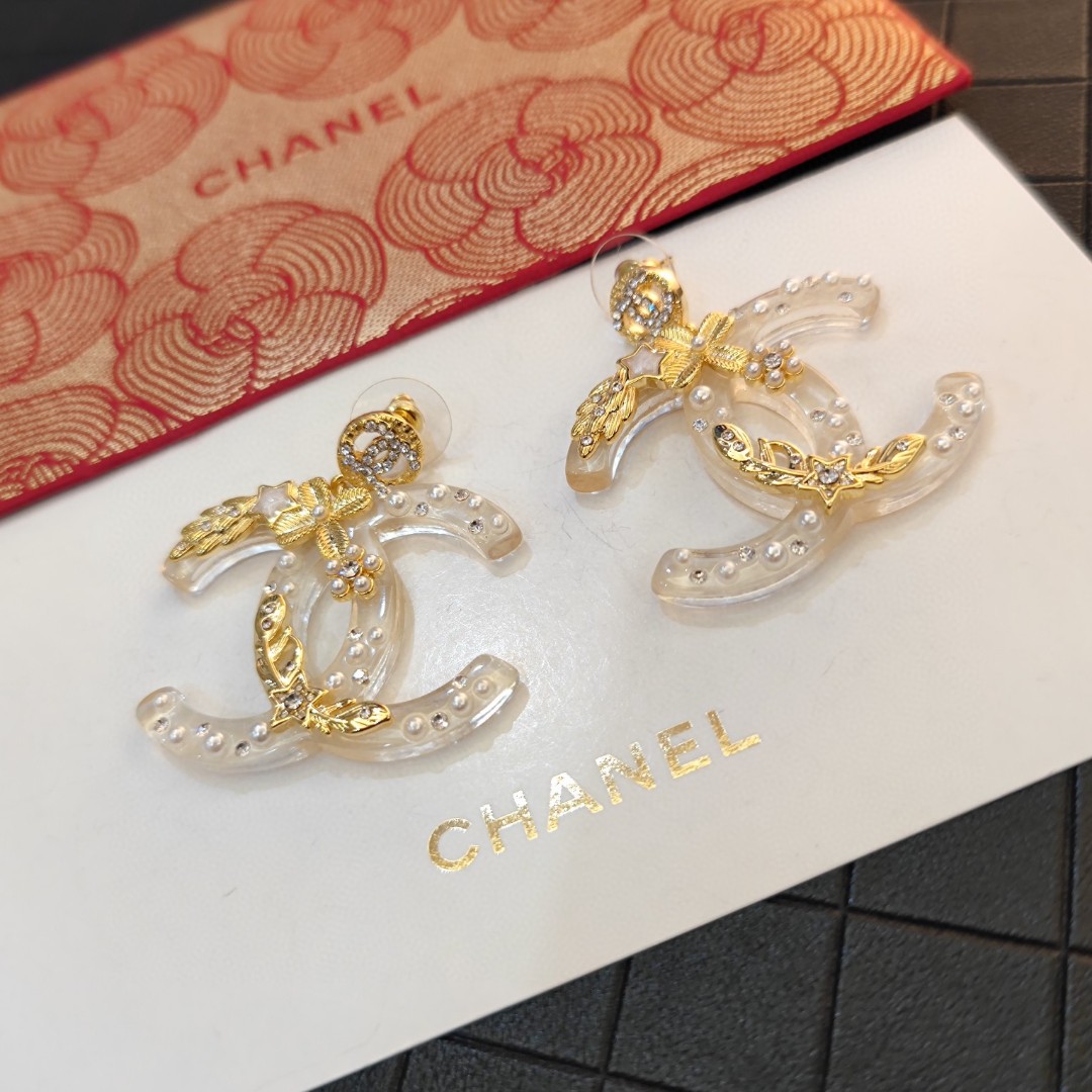 Chanel 原單 珍珠星星雙C耳環 夢幻設計 高級感耳飾推薦| 7 Chanel 原單 珍珠星星雙C耳環 夢幻設計 高級感耳飾推薦