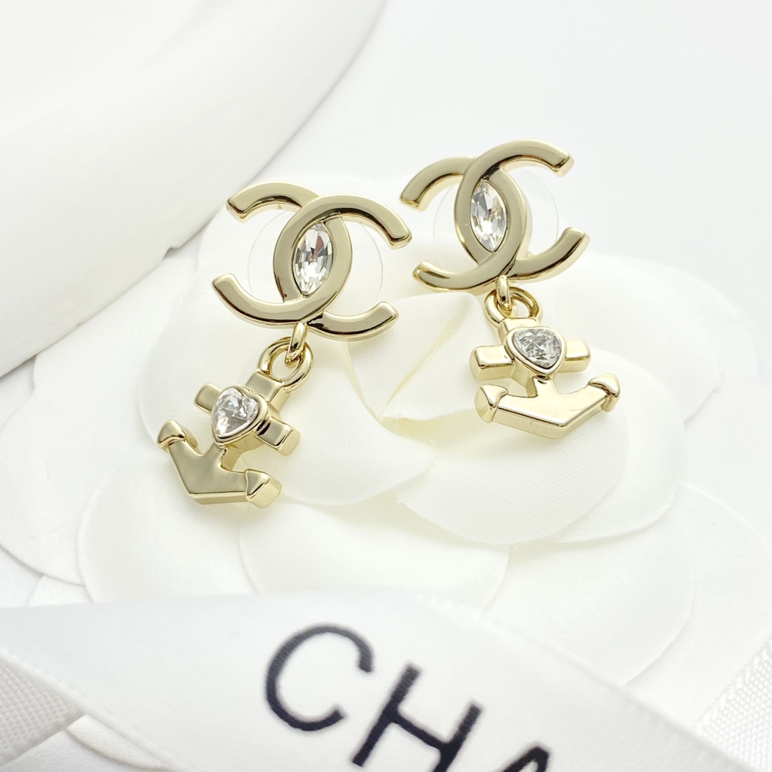 Chanel 高仿愛心錨形雙C耳環 時尚設計 高級感氣質耳飾| 11 Chanel 高仿愛心錨形雙C耳環 時尚設計 高級感氣質耳飾