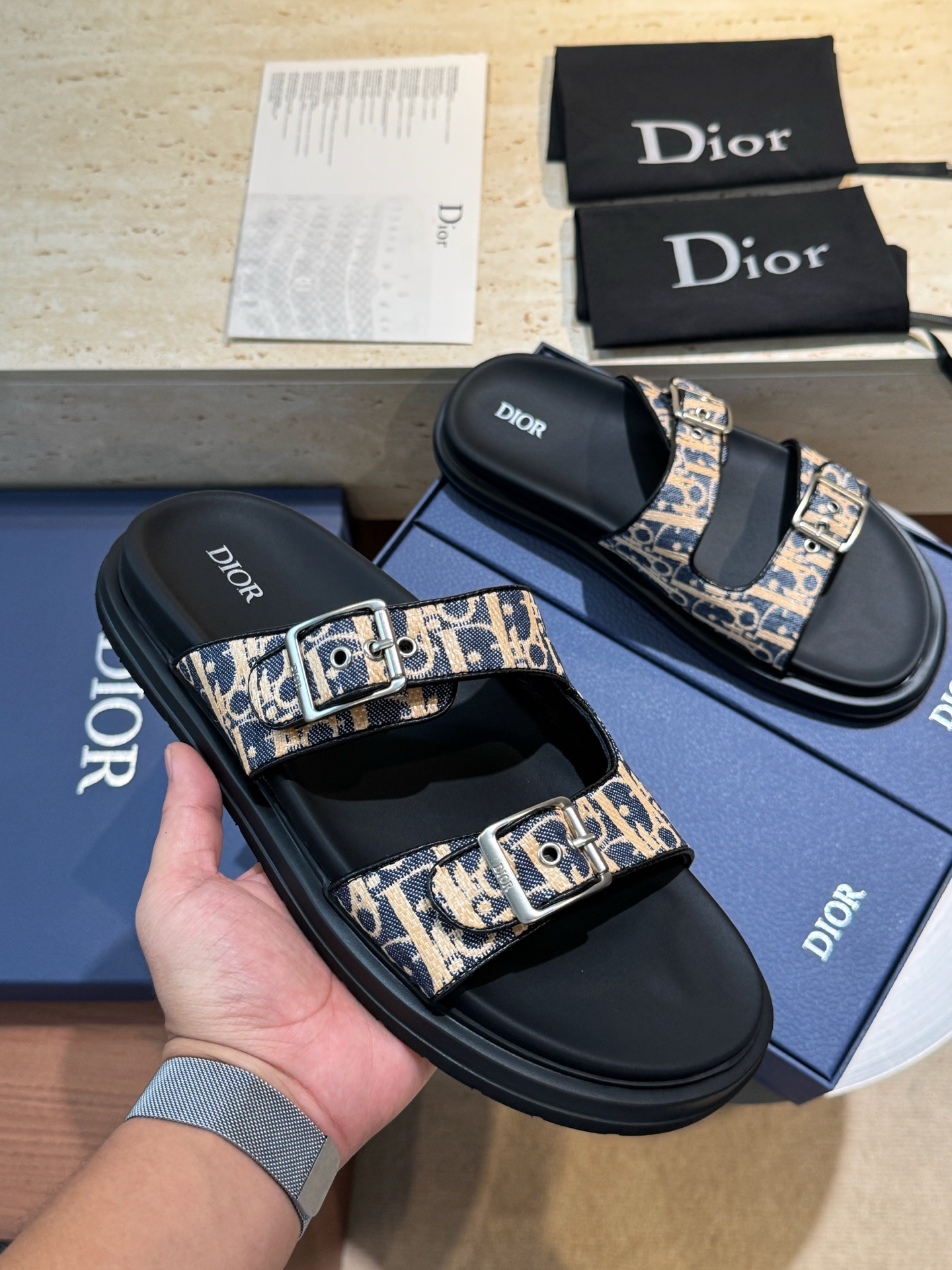 Dior 原單 男款黑色緹花雙扣拖鞋 低調潮流休閒款| 12 Dior 原單 男款黑色緹花雙扣拖鞋 低調潮流休閒款