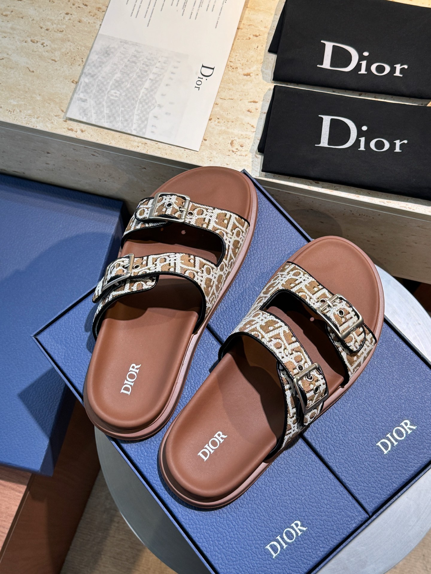 Dior 一比一 男款藍色緹花拖鞋 雙扣設計夏季潮流款| 11 Dior 一比一 男款藍色緹花拖鞋 雙扣設計夏季潮流款