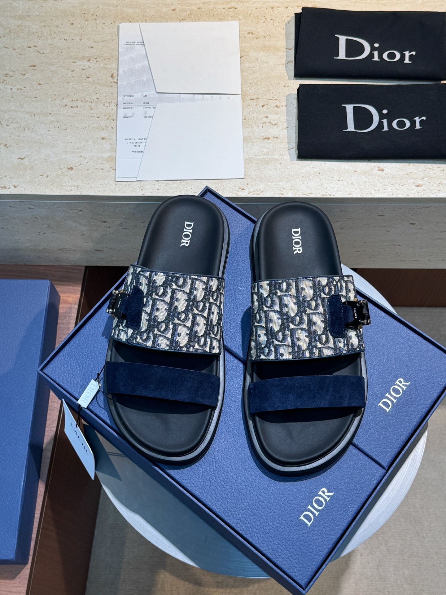 Dior A貨 男款黑色拼接拖鞋 緹花麂皮雙材質設計| 13 Dior A貨 男款黑色拼接拖鞋 緹花麂皮雙材質設計