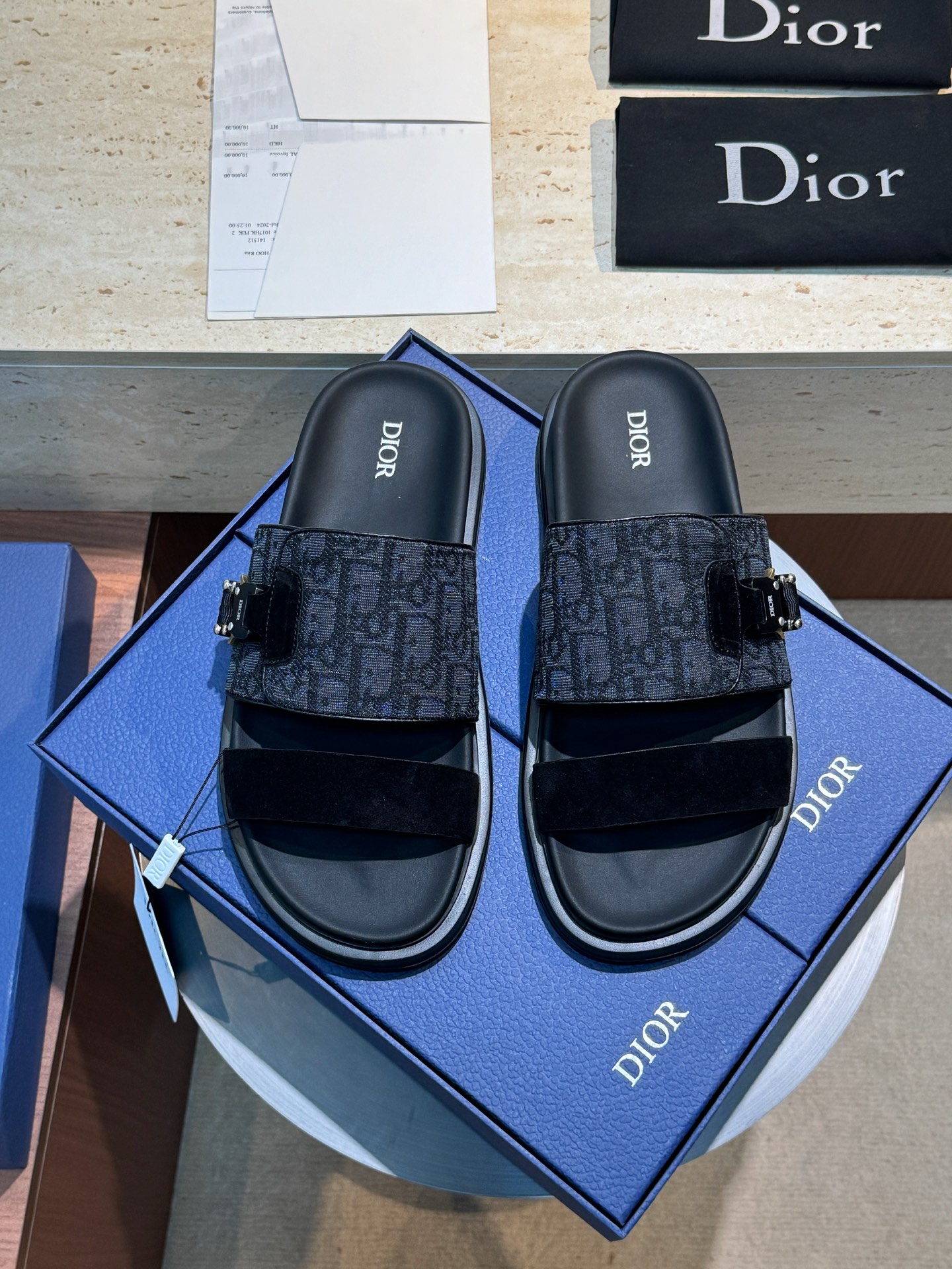 Dior 高仿 男款深藍緹花拖鞋 雙帶設計休閒款| 13 Dior 高仿 男款深藍緹花拖鞋 雙帶設計休閒款