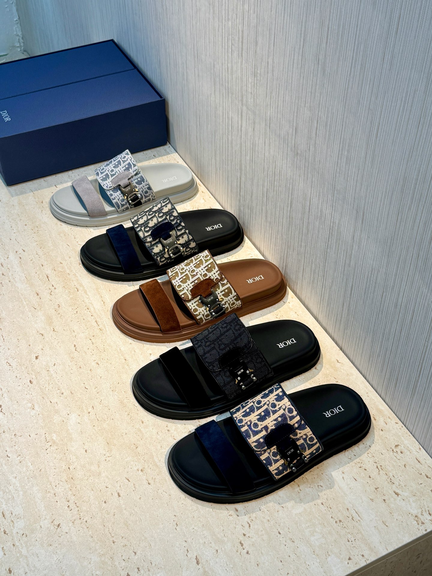 Dior 一比一 男款藍米緹花拼接拖鞋 雙帶潮流款| 7 Dior 一比一 男款藍米緹花拼接拖鞋 雙帶潮流款