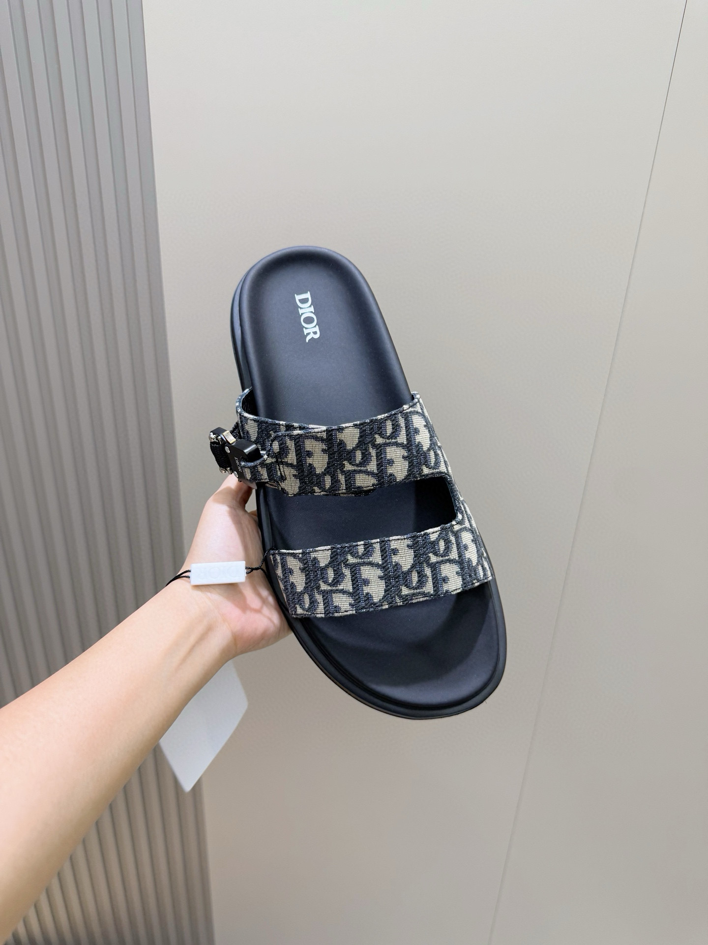 Dior A貨 男款黑色皮革拖鞋 雙帶極簡款| 11 Dior A貨 男款黑色皮革拖鞋 雙帶極簡款