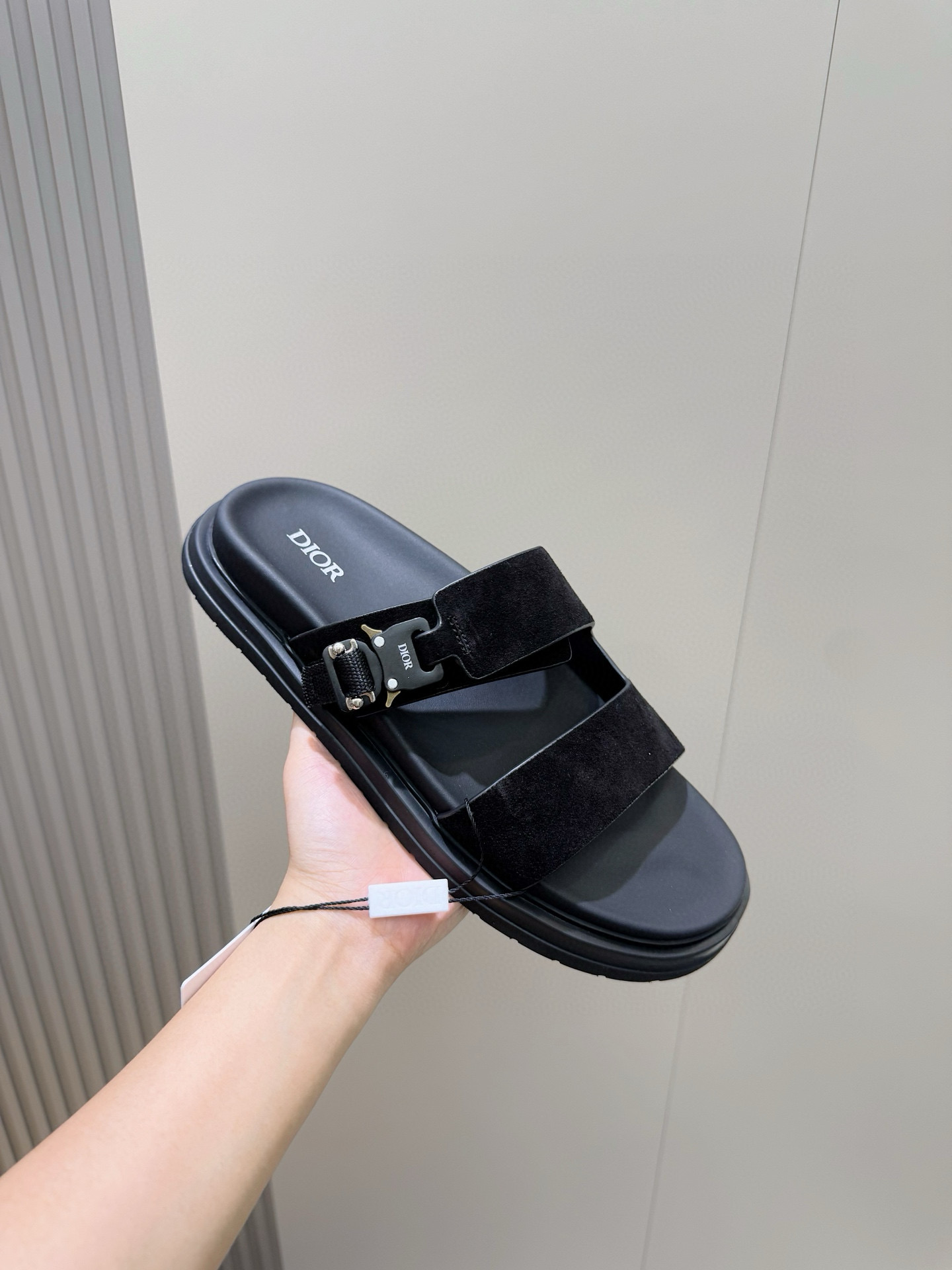 Dior原單男士黑色絲絨雙帶拖鞋高端質感休閒款| 10 Dior原單男士黑色絲絨雙帶拖鞋高端質感休閒款