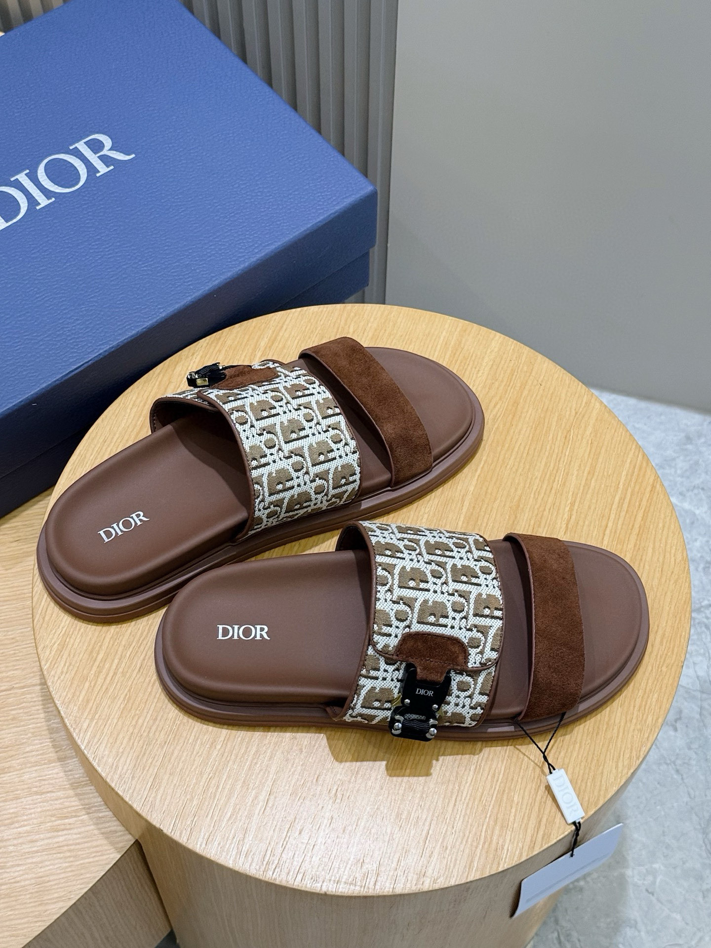 Dior一比一男士老花拼麂皮拖鞋棕色休閒款| 9 Dior一比一男士老花拼麂皮拖鞋棕色休閒款