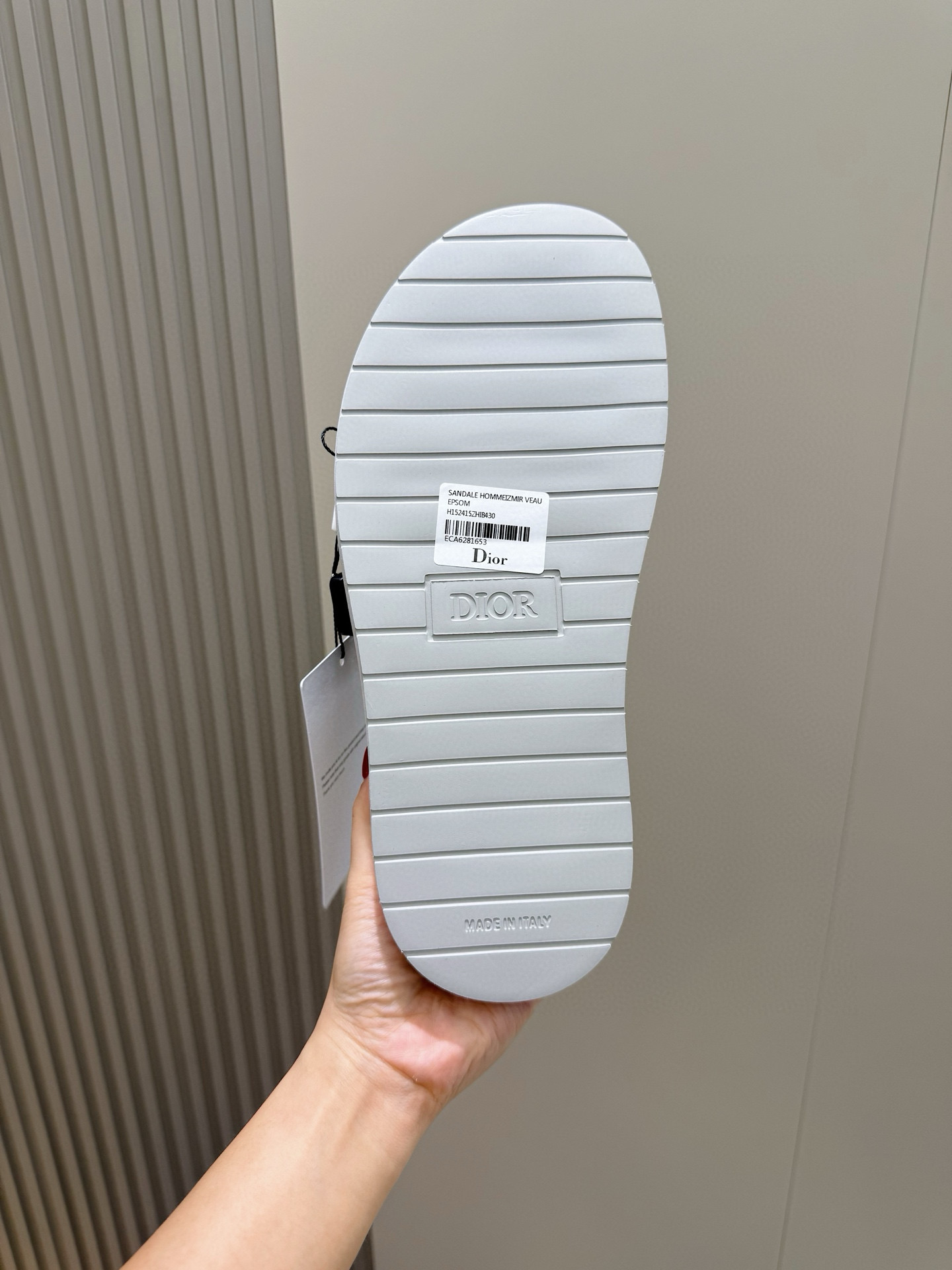 Dior高仿男士淺色老花雙帶拖鞋清爽夏季款| 8 Dior高仿男士淺色老花雙帶拖鞋清爽夏季款
