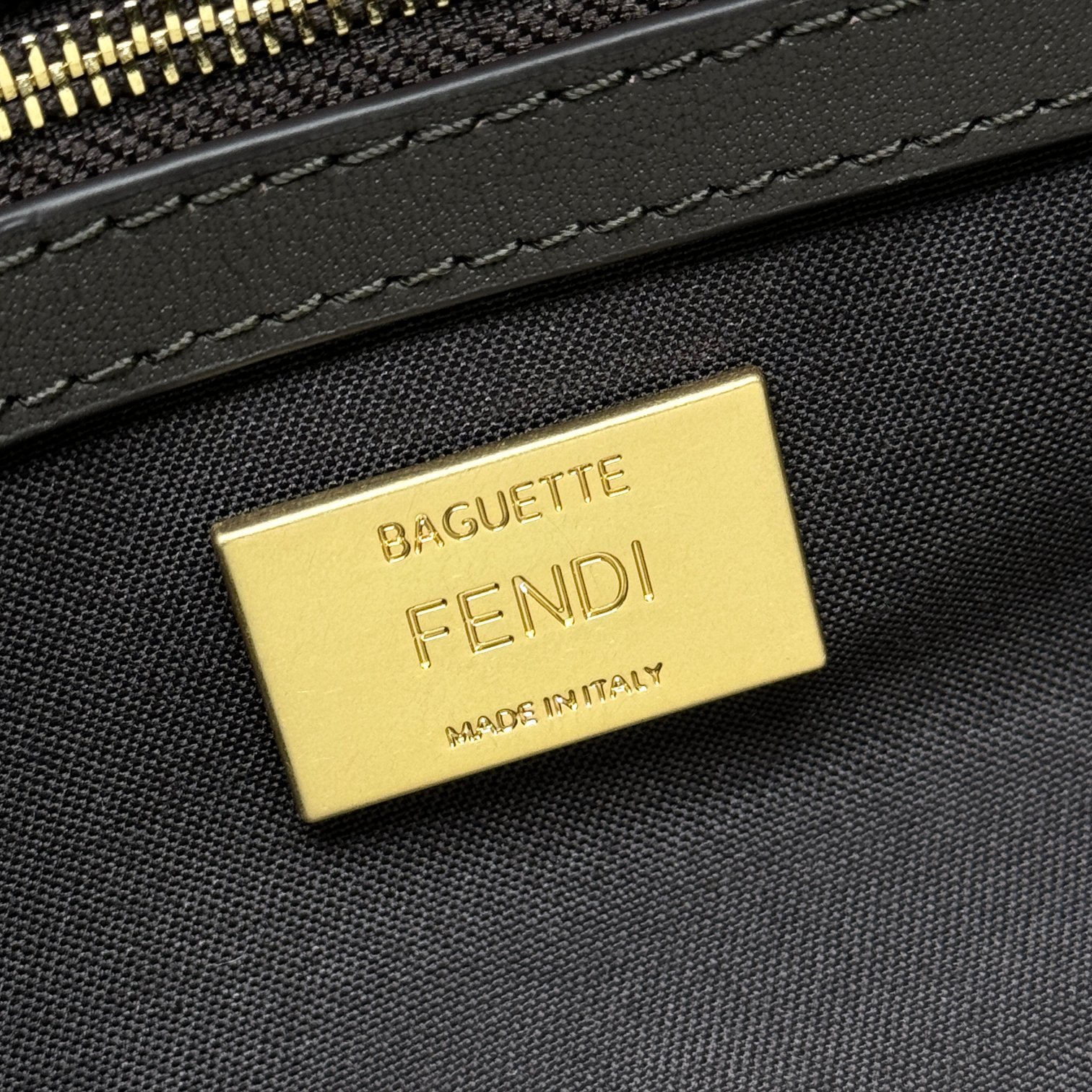 Fendi原單經典FF老花帆布Baguette法棍包 鏈條肩背包| 9 Fendi原單經典FF老花帆布Baguette法棍包 鏈條肩背包