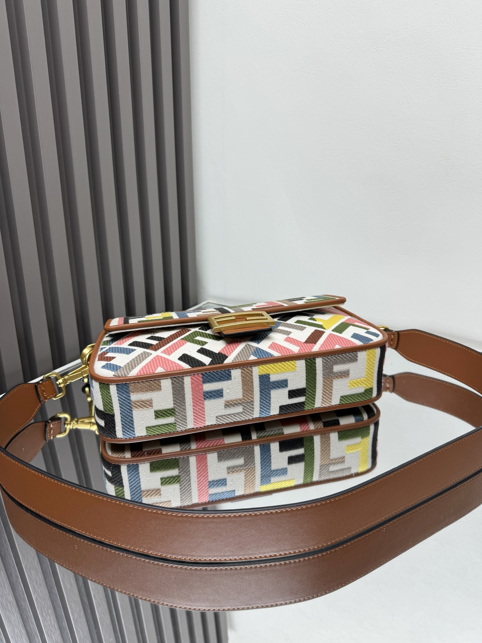 Fendi一比一彩色FF刺繡Baguette法棍包 幾何拼色斜背包| 10 Fendi一比一彩色FF刺繡Baguette法棍包 幾何拼色斜背包