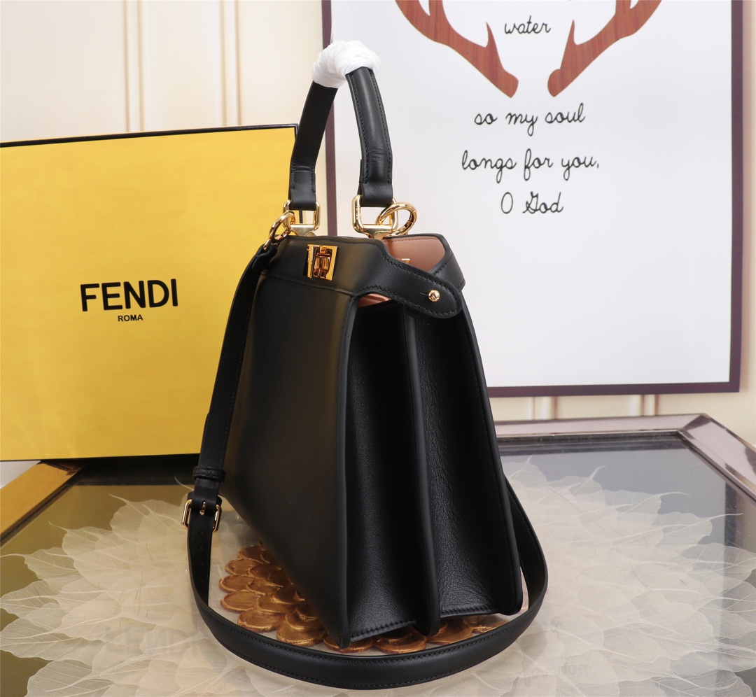 FENDI 復刻 女款 Peekaboo 手提包 黑色 經典鎖扣 優雅通勤款| 9 FENDI 復刻 女款 Peekaboo 手提包 黑色 經典鎖扣 優雅通勤款