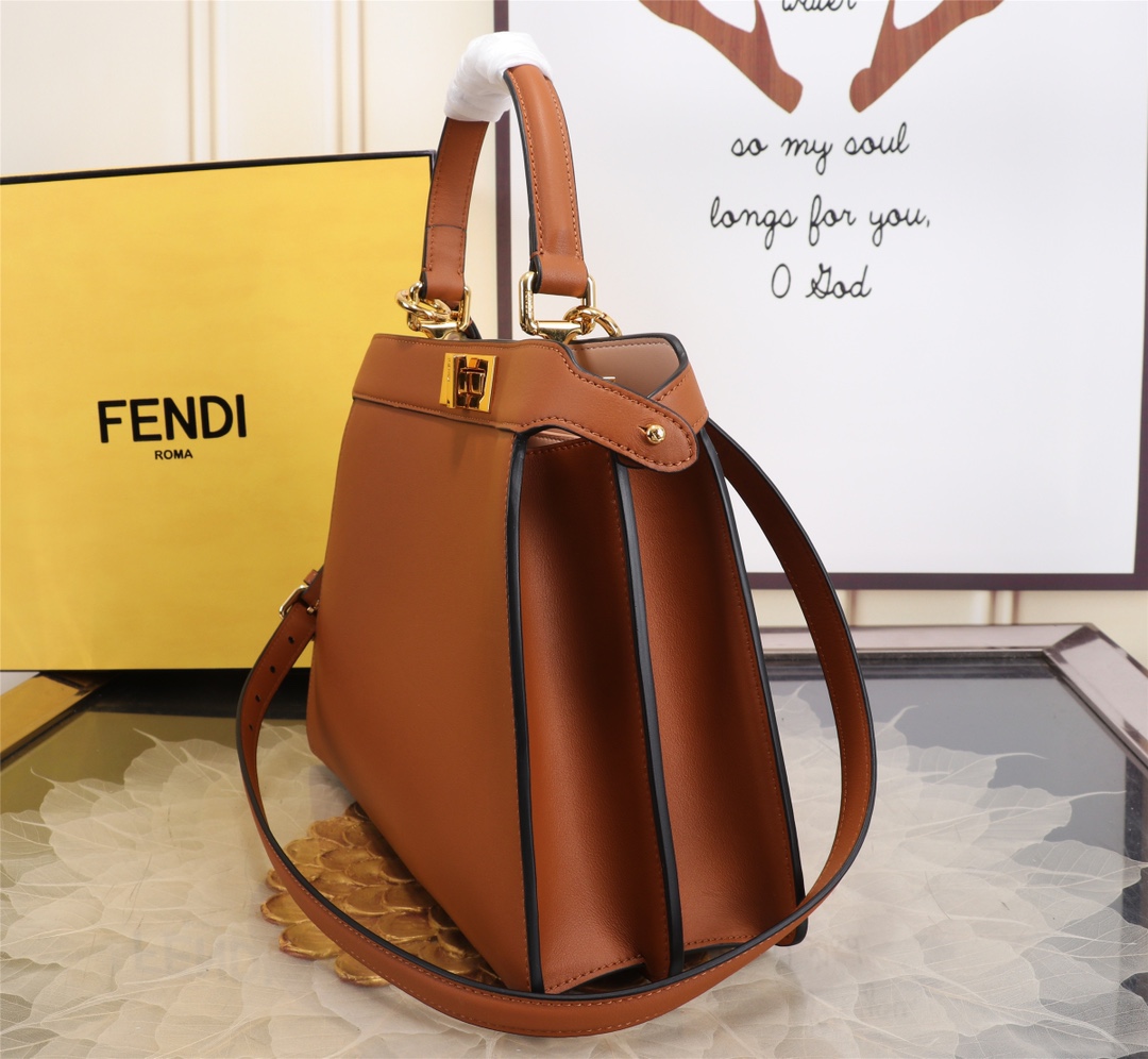 FENDI 高仿 女款 Peekaboo 手提包 焦糖棕 經典復古 通勤百搭款| 9 FENDI 高仿 女款 Peekaboo 手提包 焦糖棕 經典復古 通勤百搭款