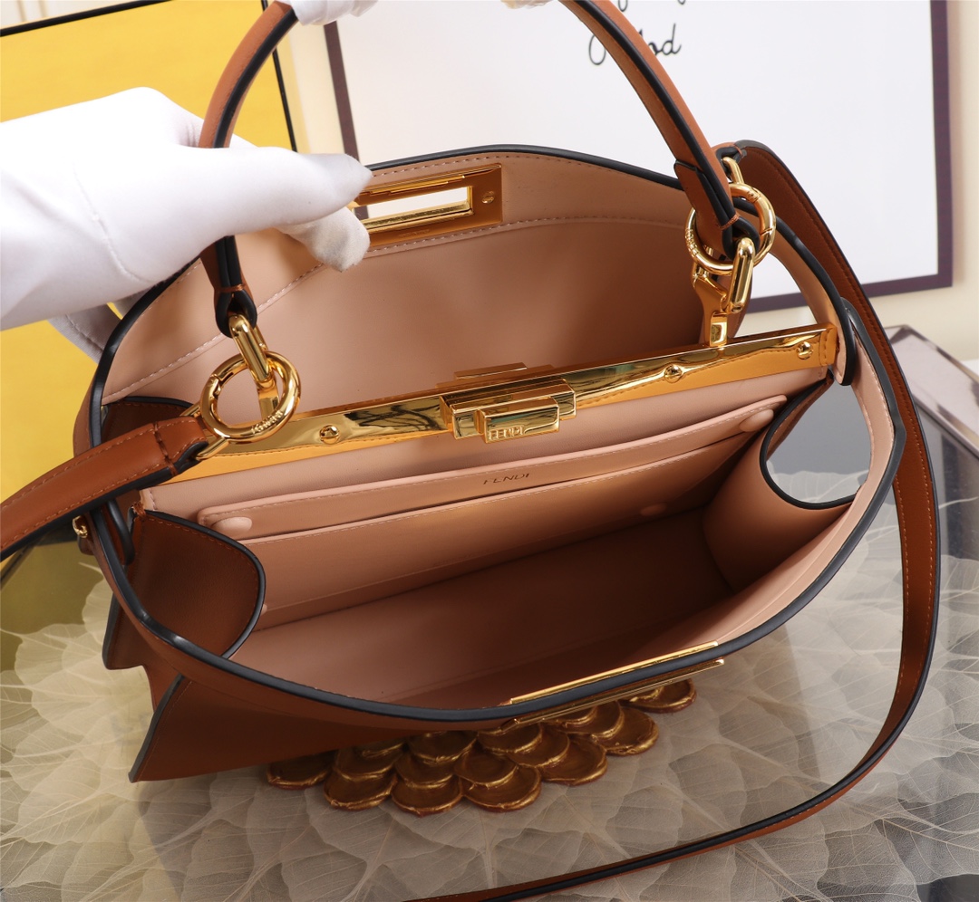 FENDI 高仿 女款 Peekaboo 手提包 焦糖棕 經典復古 通勤百搭款| 7 FENDI 高仿 女款 Peekaboo 手提包 焦糖棕 經典復古 通勤百搭款