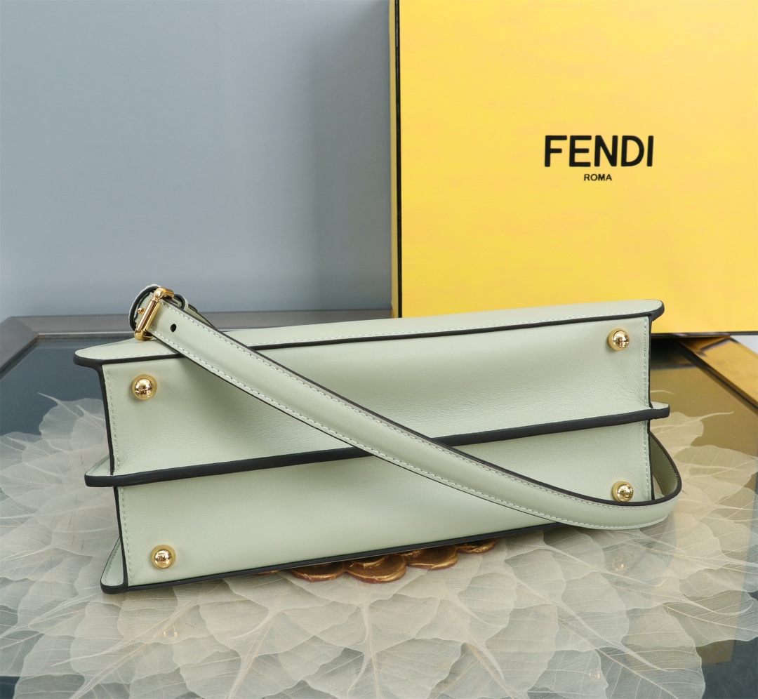 FENDI 一比一 女款 Peekaboo 手提包 淡綠色 清新百搭 輕奢風格款| 11 FENDI 一比一 女款 Peekaboo 手提包 淡綠色 清新百搭 輕奢風格款