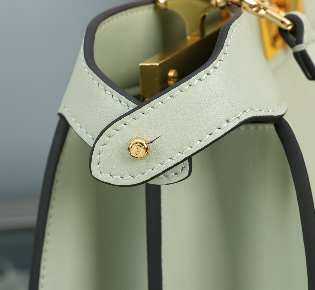 FENDI 一比一 女款 Peekaboo 手提包 淡綠色 清新百搭 輕奢風格款| 10 FENDI 一比一 女款 Peekaboo 手提包 淡綠色 清新百搭 輕奢風格款