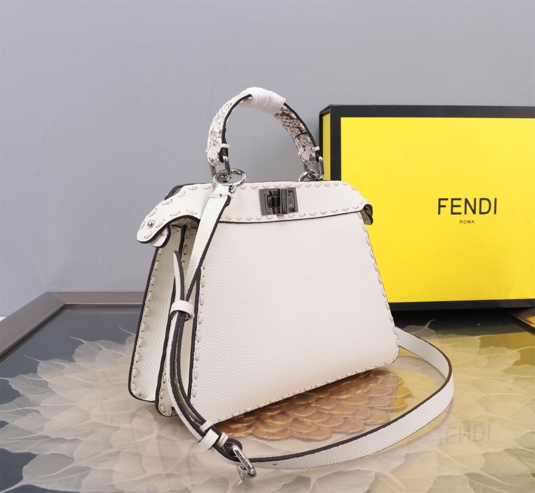 FENDI A貨 女款 Peekaboo 手提包 米白色 簡約設計 百搭時尚款| 14 FENDI A貨 女款 Peekaboo 手提包 米白色 簡約設計 百搭時尚款
