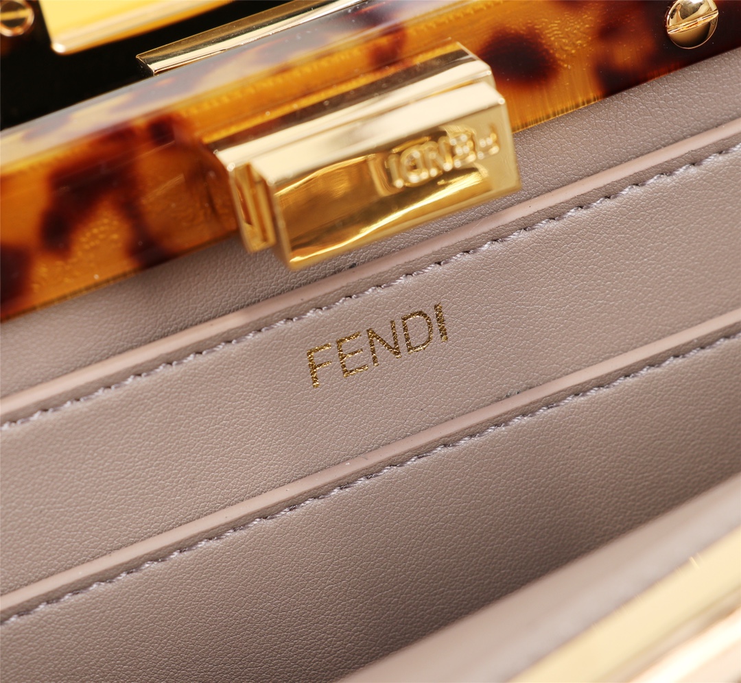 FENDI 原單 女款 Peekaboo 手提包 奶茶色 溫柔配色 時尚通勤款| 9 FENDI 原單 女款 Peekaboo 手提包 奶茶色 溫柔配色 時尚通勤款