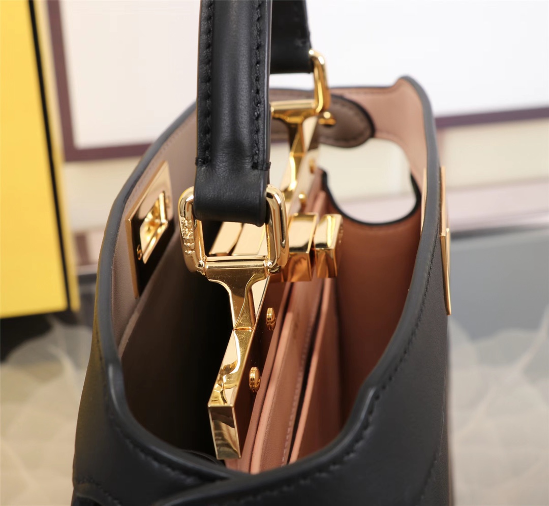 FENDI 高仿 女款 Peekaboo 手提包 黑色 經典極簡 百搭時尚款