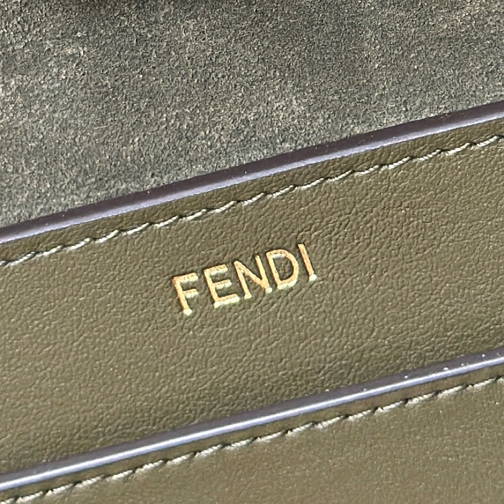FENDI 復刻 女款 Peekaboo 大容量手提包 橄欖綠 通勤實用款| 9 FENDI 復刻 女款 Peekaboo 大容量手提包 橄欖綠 通勤實用款