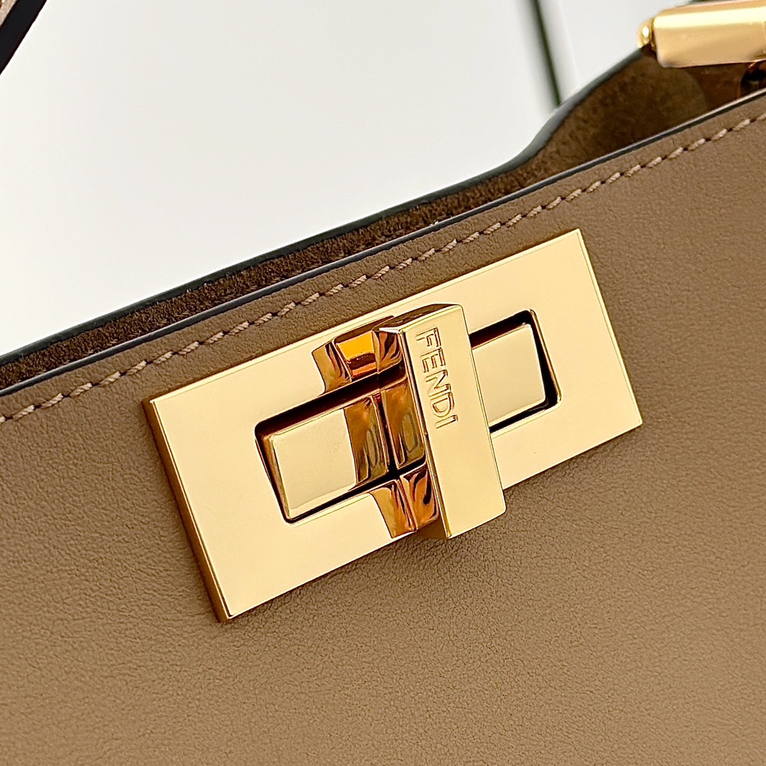 FENDI 一比一 女款 Peekaboo 手提包 大地棕色 經典設計 百搭款| 11 FENDI 一比一 女款 Peekaboo 手提包 大地棕色 經典設計 百搭款