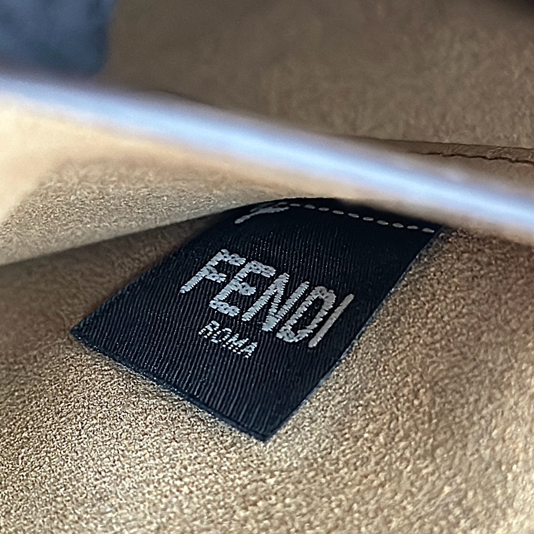 FENDI 一比一 女款 Peekaboo 手提包 大地棕色 經典設計 百搭款| 8 FENDI 一比一 女款 Peekaboo 手提包 大地棕色 經典設計 百搭款