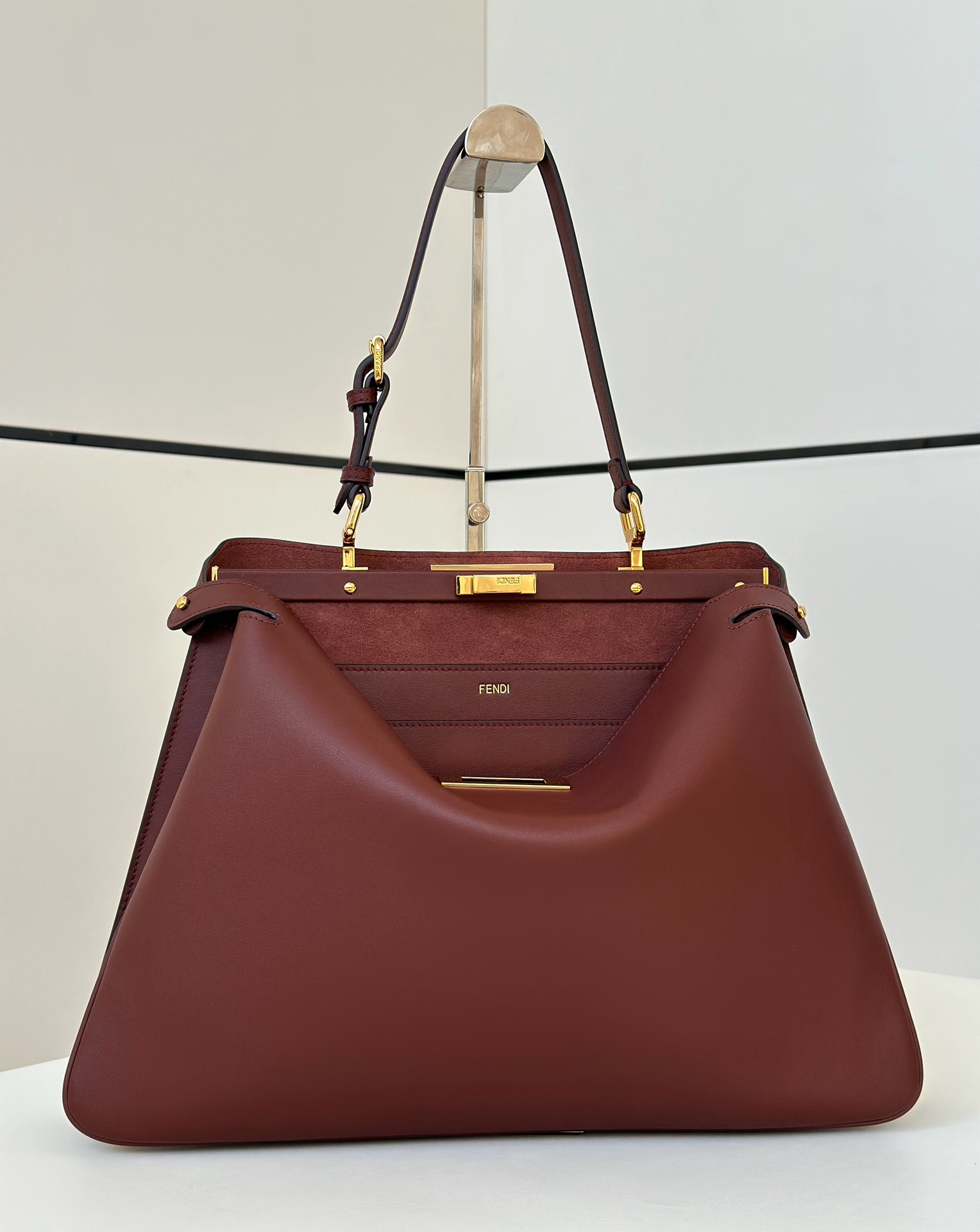 FENDI A貨 女款 Peekaboo 手提包 酒紅色 復古風格 高級感款| 6 FENDI A貨 女款 Peekaboo 手提包 酒紅色 復古風格 高級感款