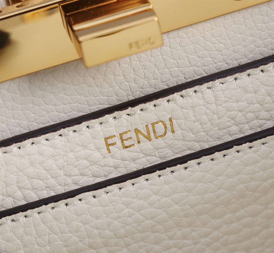 FENDI 原單 女款 Peekaboo 迷你手提包 白色 清新氣質 輕奢款| 8 FENDI 原單 女款 Peekaboo 迷你手提包 白色 清新氣質 輕奢款