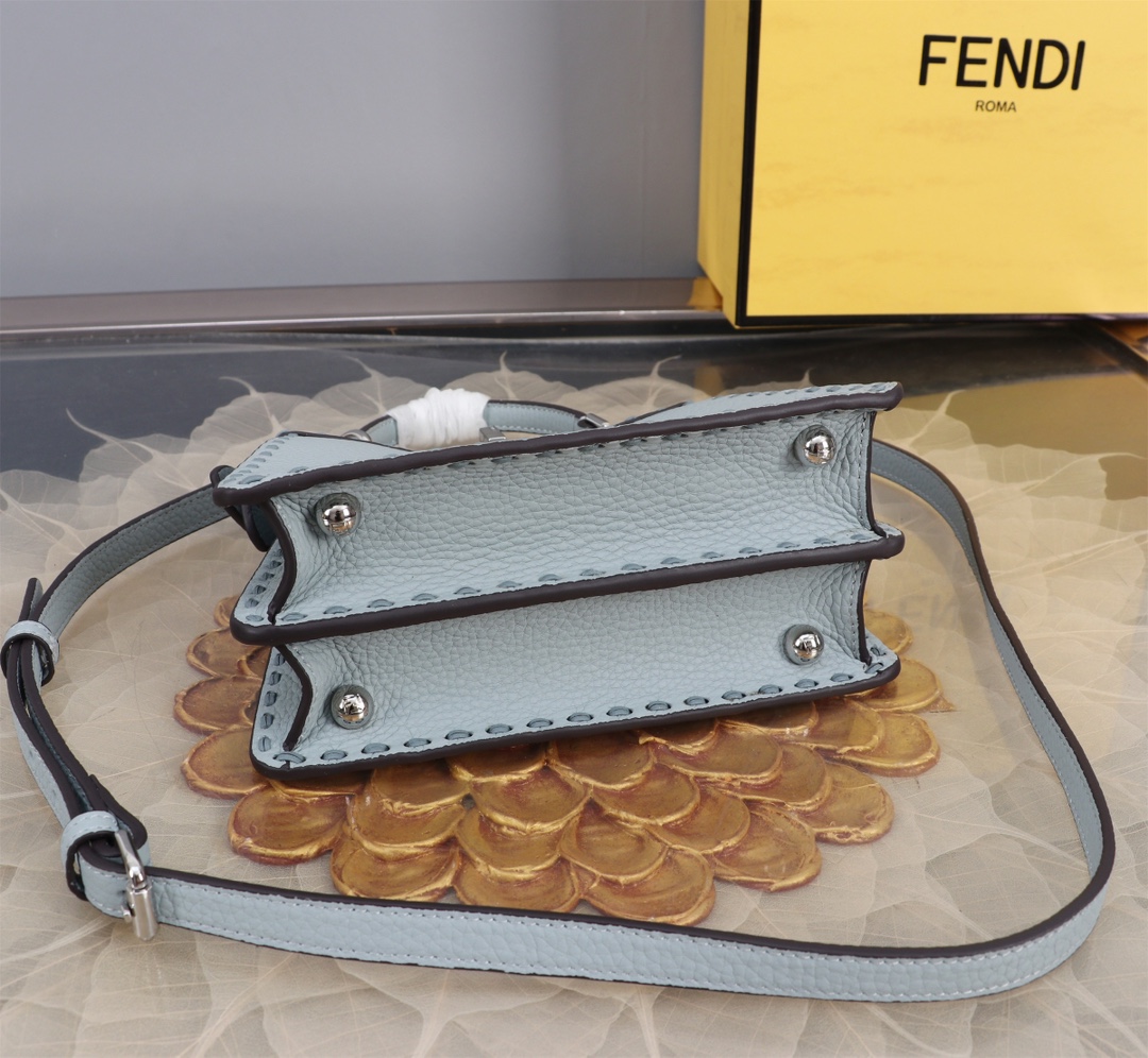 FENDI A貨 女款 Peekaboo 迷你手提包 藍灰色 清新設計 百搭款| 14 FENDI A貨 女款 Peekaboo 迷你手提包 藍灰色 清新設計 百搭款