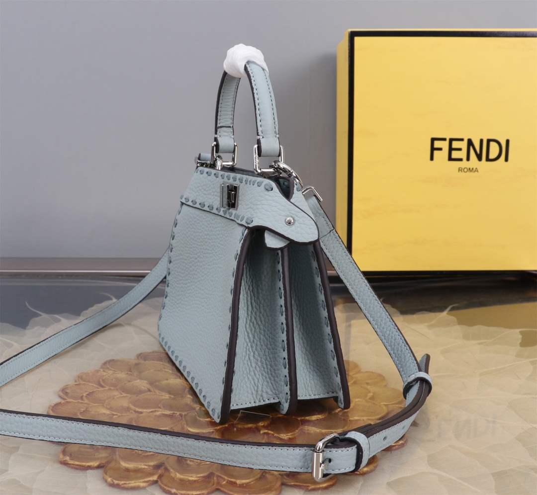 FENDI A貨 女款 Peekaboo 迷你手提包 藍灰色 清新設計 百搭款| 11 FENDI A貨 女款 Peekaboo 迷你手提包 藍灰色 清新設計 百搭款
