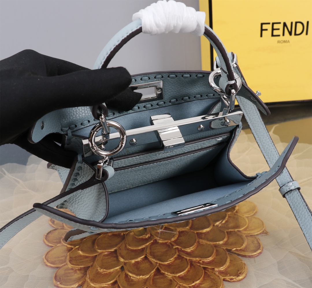 FENDI A貨 女款 Peekaboo 迷你手提包 藍灰色 清新設計 百搭款| 7 FENDI A貨 女款 Peekaboo 迷你手提包 藍灰色 清新設計 百搭款