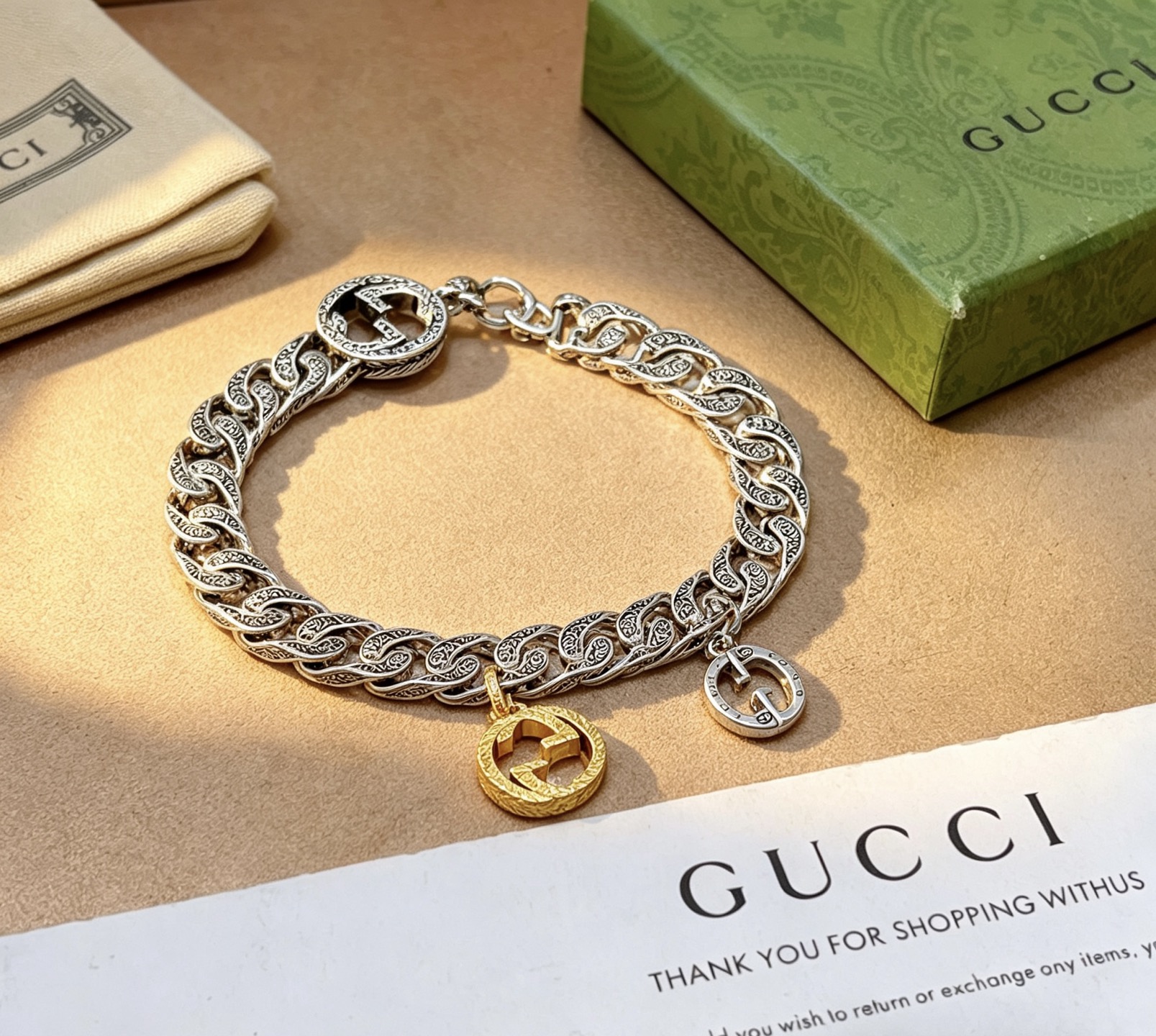 Gucci原單復古鏈條手鍊 GG吊墜設計男女時尚百搭飾品| 7 Gucci原單復古鏈條手鍊 GG吊墜設計男女時尚百搭飾品