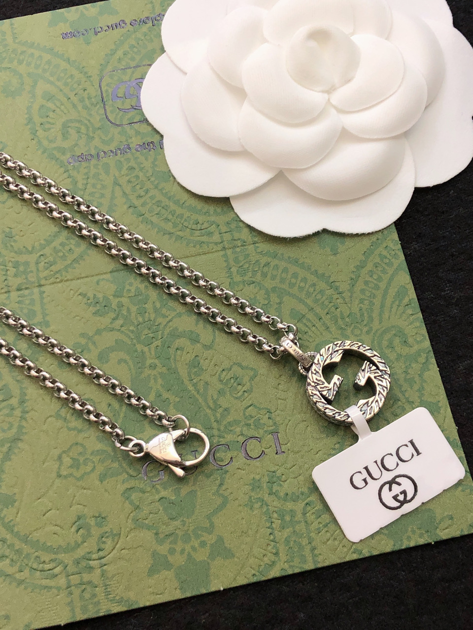 Gucci原單經典GG吊墜項鍊 復古雕刻設計高級精品飾品| 8 Gucci原單經典GG吊墜項鍊 復古雕刻設計高級精品飾品