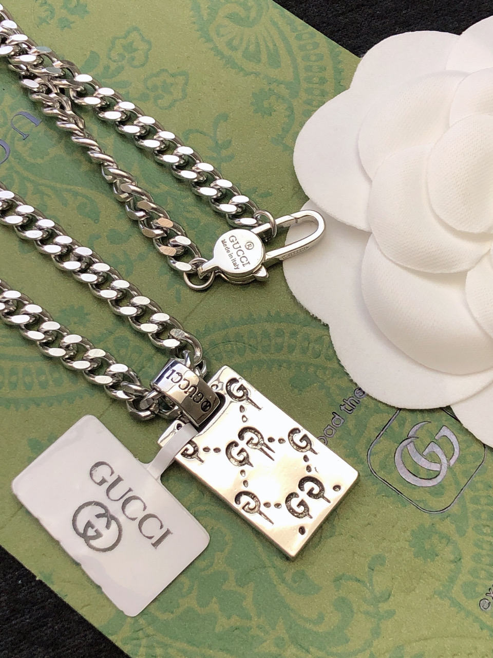 Gucci高仿雙G壓紋吊牌項鍊 高端質感金屬鎖骨鏈百搭款| 7 Gucci高仿雙G壓紋吊牌項鍊 高端質感金屬鎖骨鏈百搭款