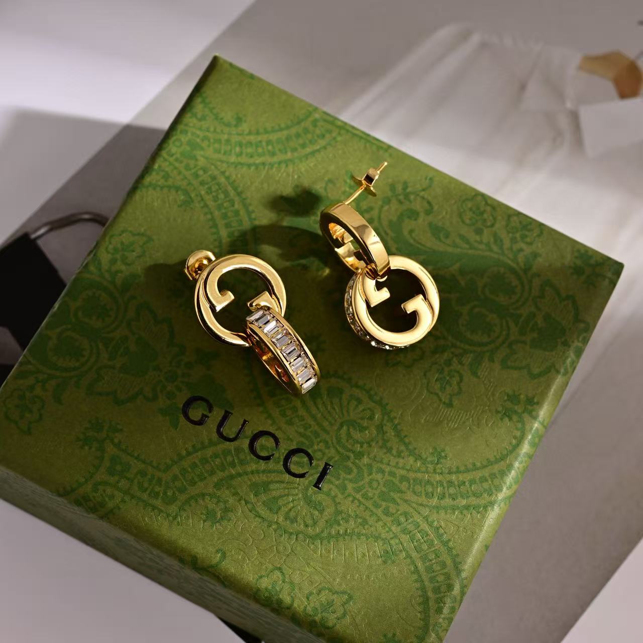 GUCCI 高仿 雙G圓環耳環 金色鑲鑽氣質款| 10 GUCCI 高仿 雙G圓環耳環 金色鑲鑽氣質款