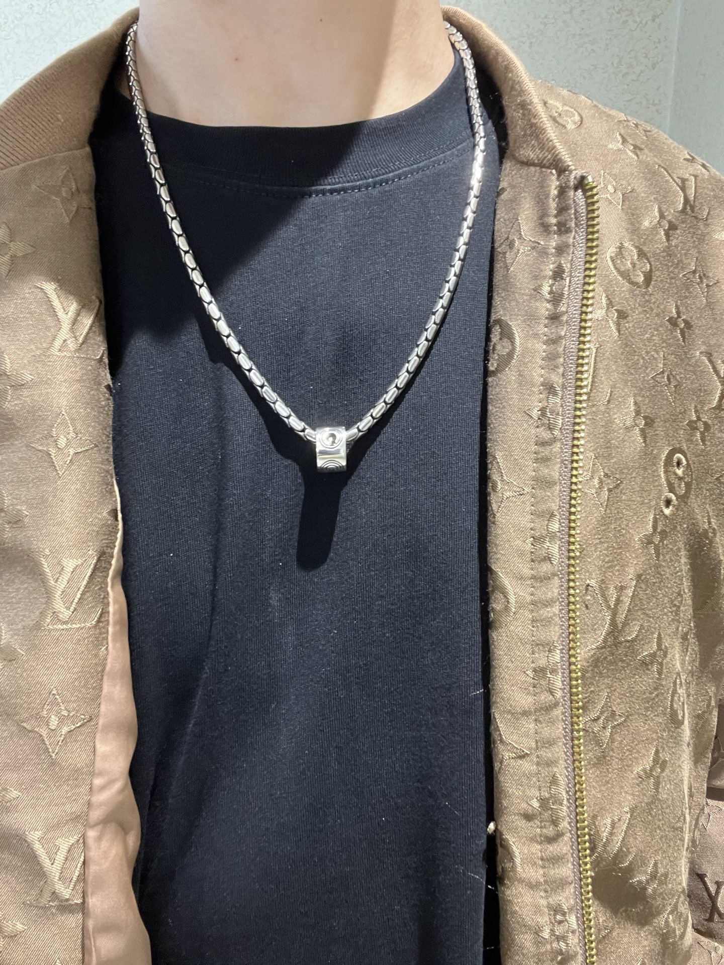 GUCCI 原單 蛇骨鏈條項鍊 銀色金屬圓筒吊墜潮流款| 13 GUCCI 原單 蛇骨鏈條項鍊 銀色金屬圓筒吊墜潮流款