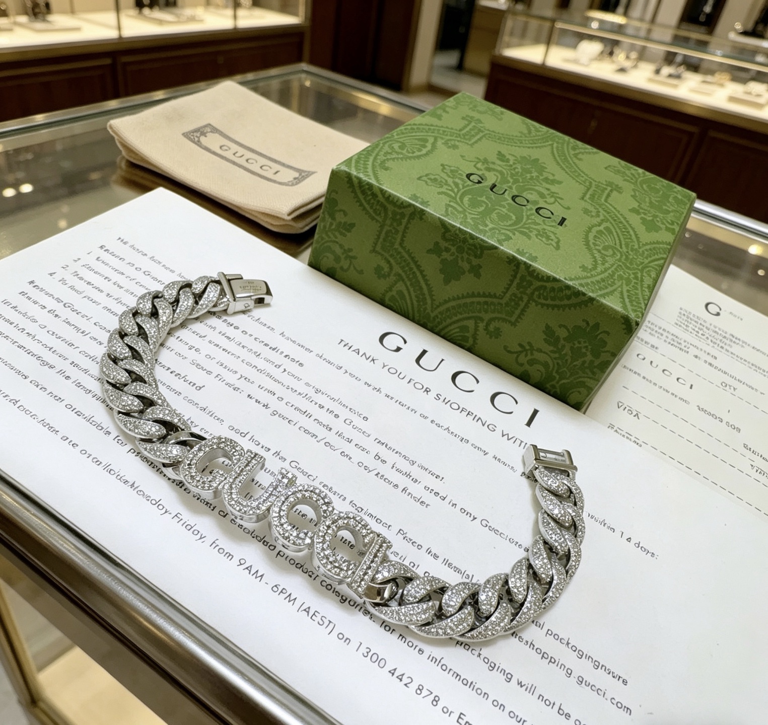 GUCCI 一比一 滿鑽LOGO粗鏈手鍊 銀色重工潮流款| 8 GUCCI 一比一 滿鑽LOGO粗鏈手鍊 銀色重工潮流款