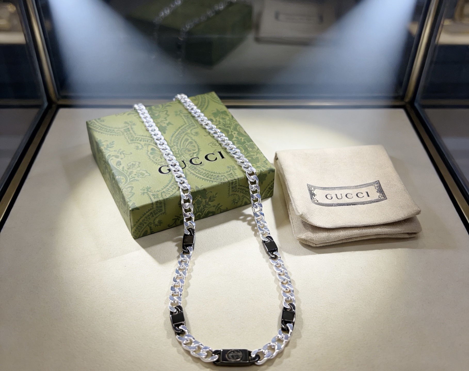 GUCCI 高仿蛇骨鏈條項鍊 金屬簡約潮流款| 7 GUCCI 高仿蛇骨鏈條項鍊 金屬簡約潮流款