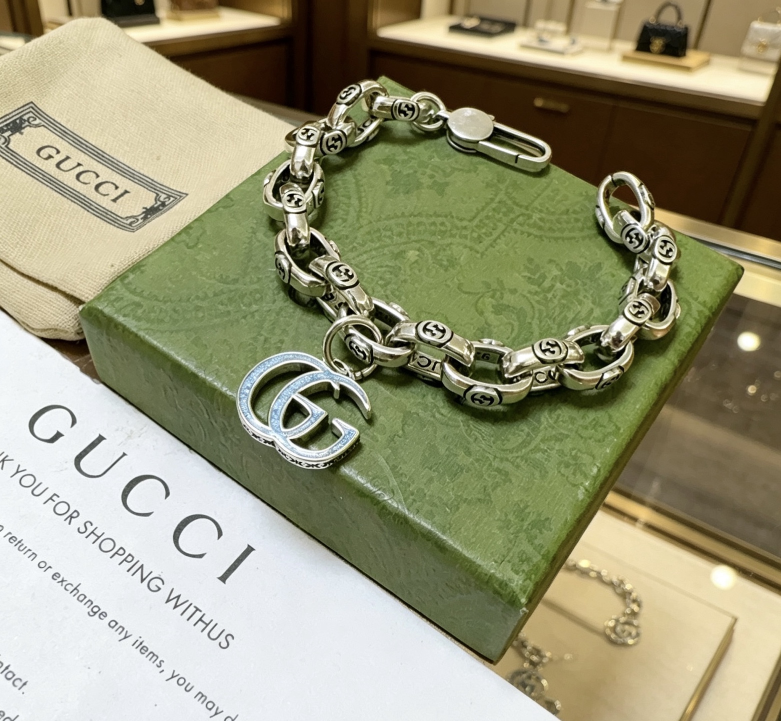 GUCCI 高仿復古雕刻鏈條手鍊 圓牌雙G設計款| 12 GUCCI 高仿復古雕刻鏈條手鍊 圓牌雙G設計款
