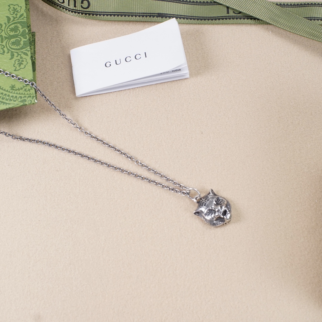 GUCCI 一比一狼頭吊墜項鍊 復古雕刻設計 潮流個性飾品| 6 GUCCI 一比一狼頭吊墜項鍊 復古雕刻設計 潮流個性飾品