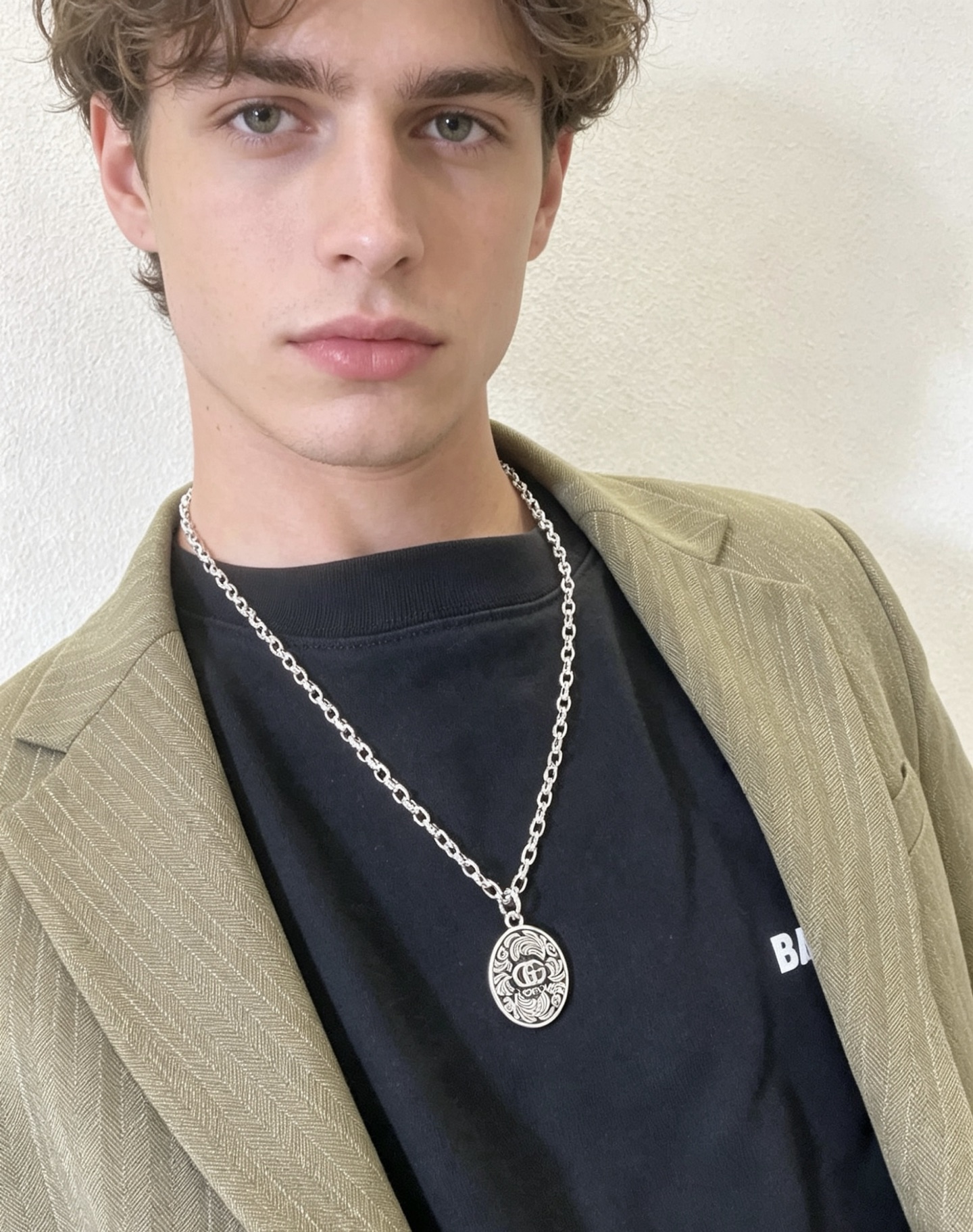 GUCCI 一比一 雕花橢圓吊墜項鏈 復古鏈條設計 潮流百搭款| 7 GUCCI 一比一 雕花橢圓吊墜項鏈 復古鏈條設計 潮流百搭款