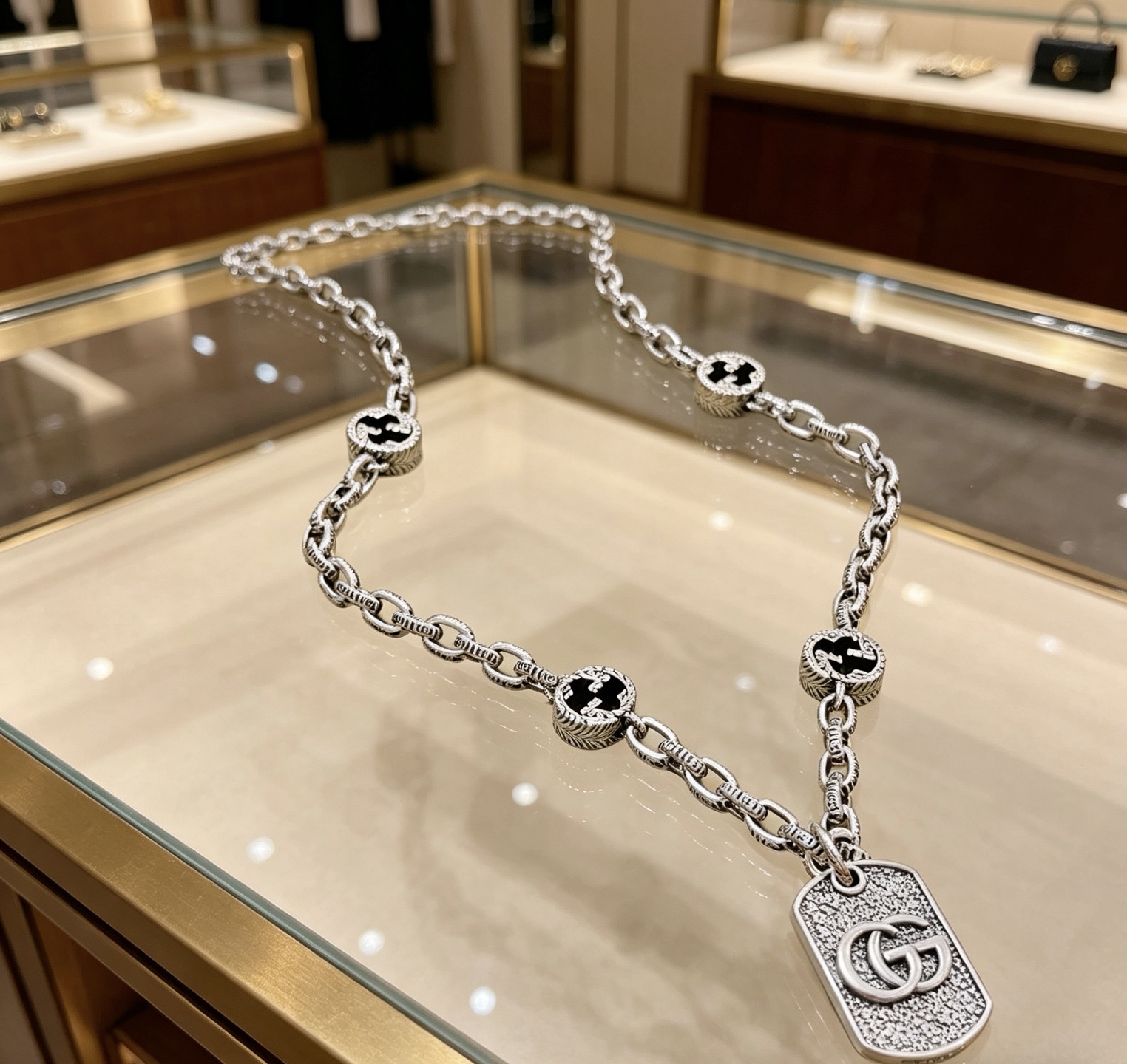 GUCCI 高仿 多元素鏈條項鏈 GG吊牌復古設計 潮流配飾| 14 GUCCI 高仿 多元素鏈條項鏈 GG吊牌復古設計 潮流配飾