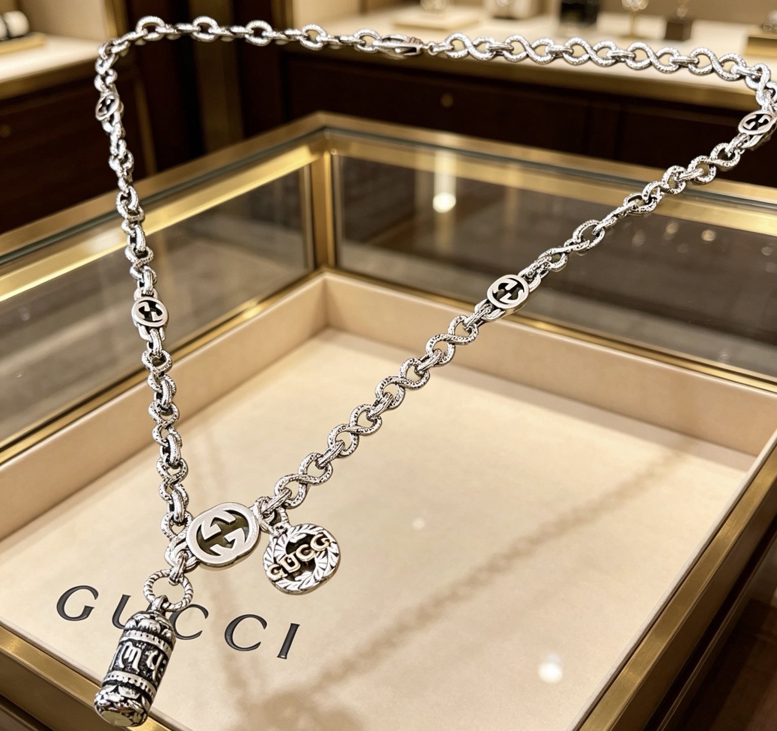 GUCCI 原單 經典吊墜長鏈項鏈 雙LOGO復古設計 百搭款| 9 GUCCI 原單 經典吊墜長鏈項鏈 雙LOGO復古設計 百搭款