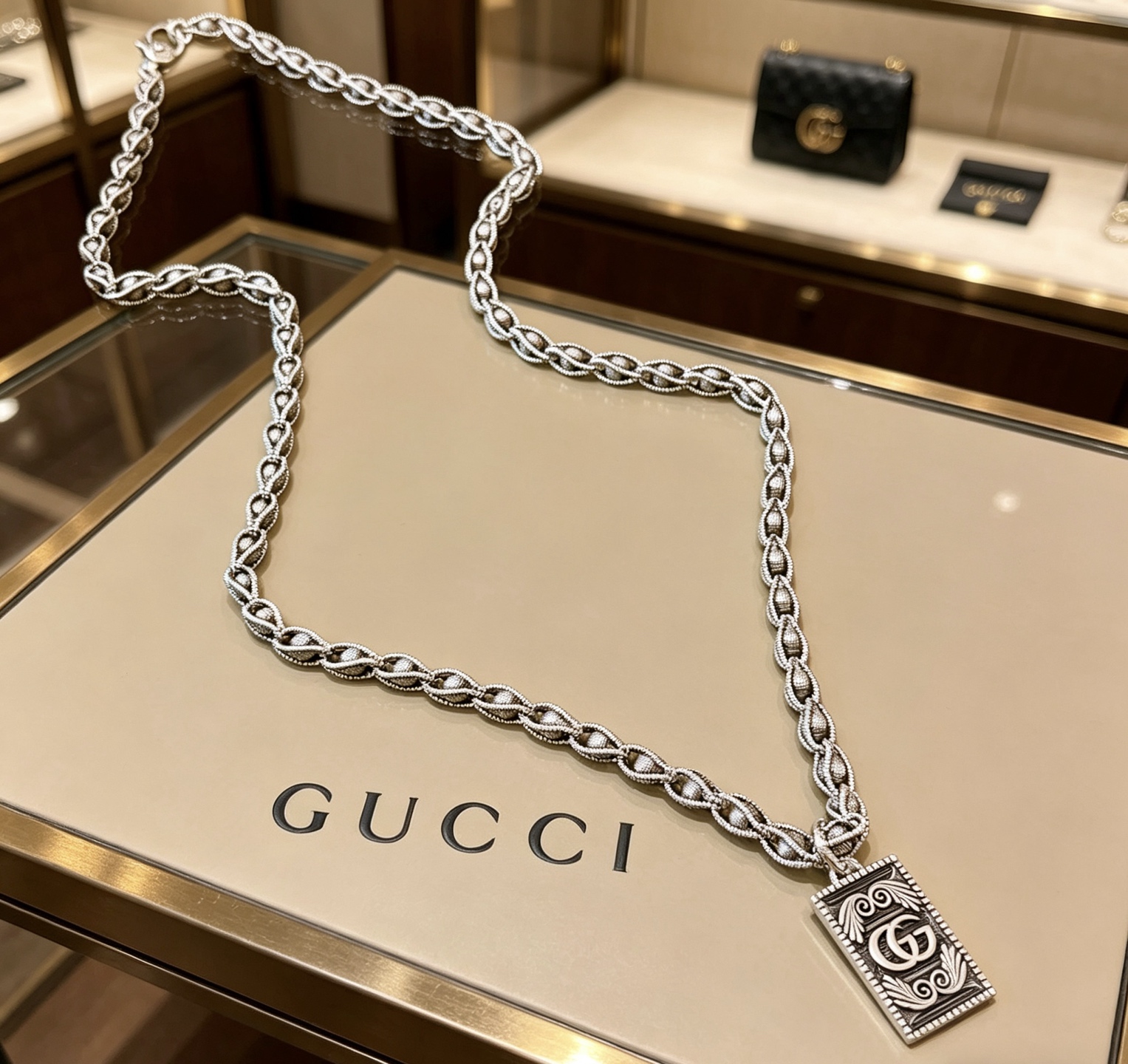 GUCCI 高仿 經典雙環鏈條項鏈 銀色簡約設計 潮流百搭款