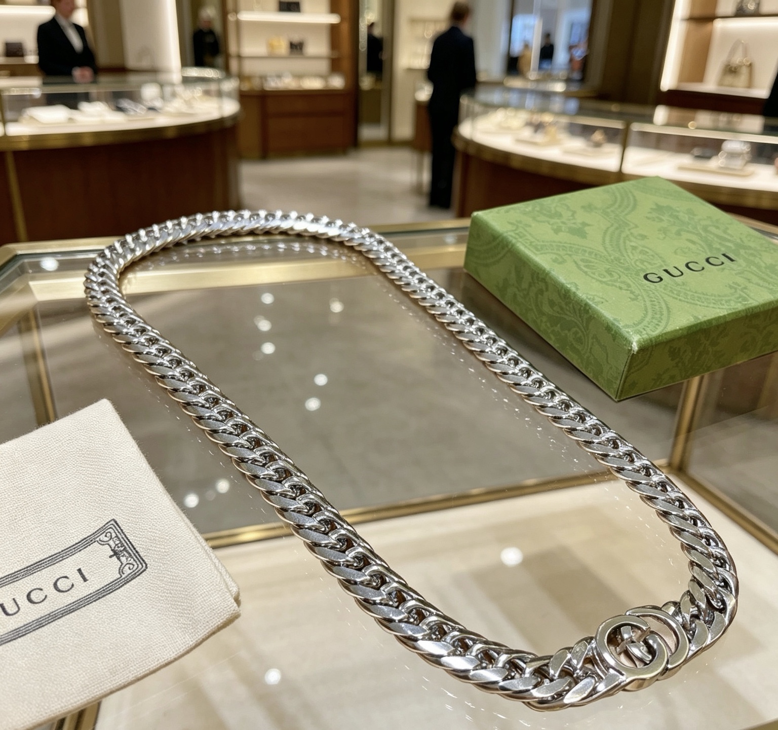 GUCCI高仿經典雙G銀色粗鏈項鍊 潮流百搭款| 11 GUCCI高仿經典雙G銀色粗鏈項鍊 潮流百搭款