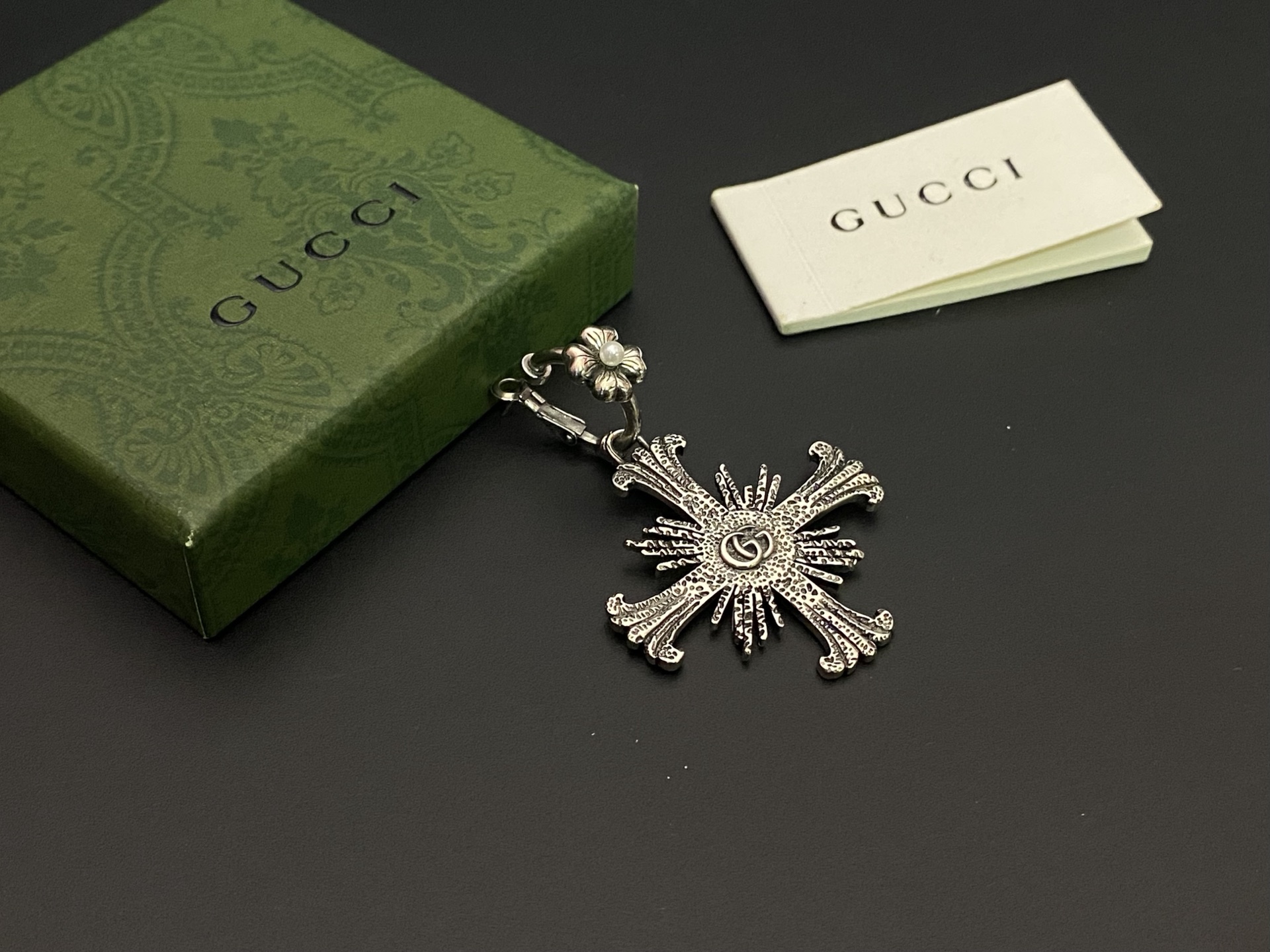GUCCI高仿復古十字雙G吊墜項鍊 潮流個性款| 9 GUCCI高仿復古十字雙G吊墜項鍊 潮流個性款