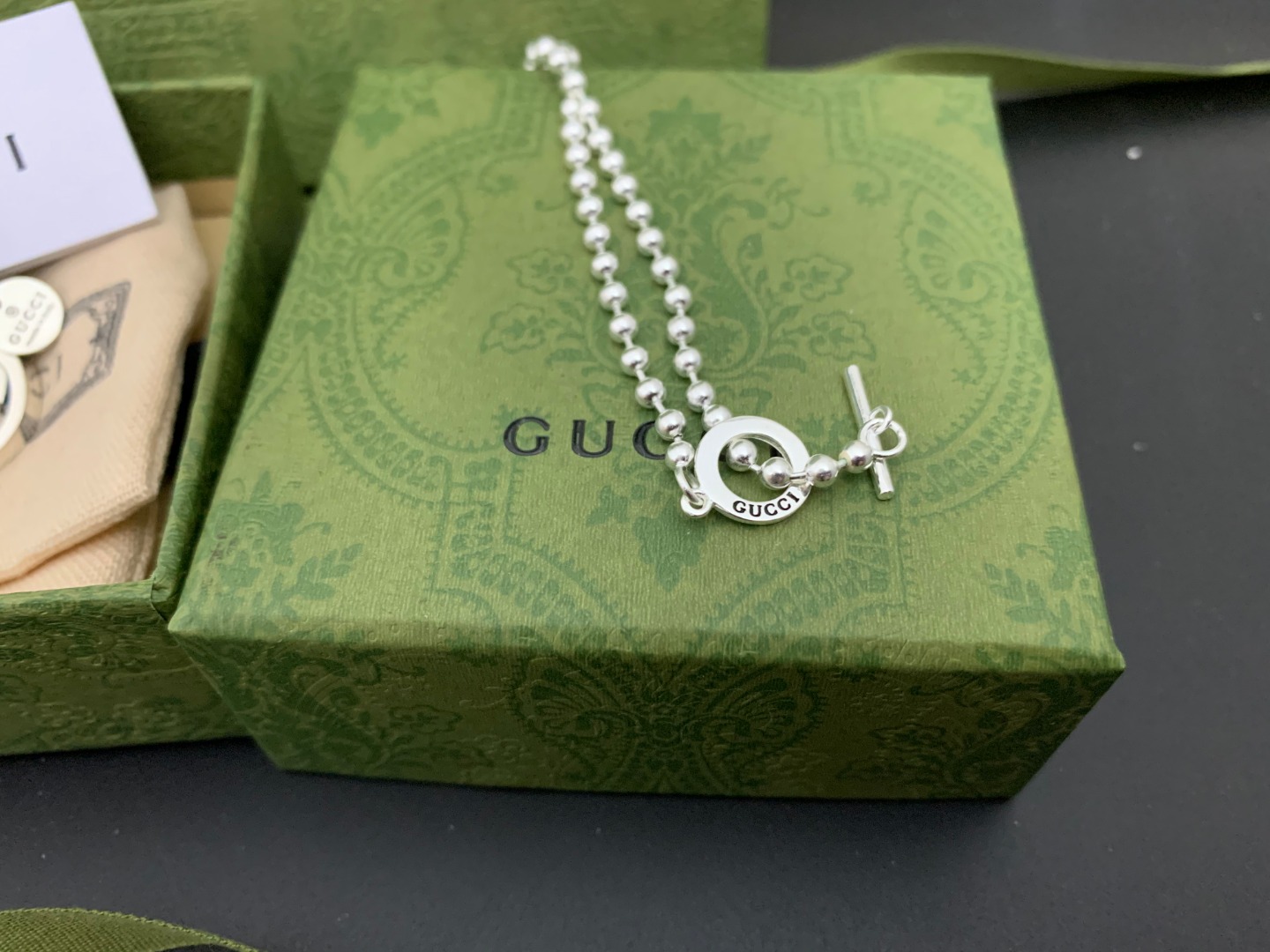 GUCCI原單雙G圓牌簡約項鍊 高端百搭設計款| 7 GUCCI原單雙G圓牌簡約項鍊 高端百搭設計款
