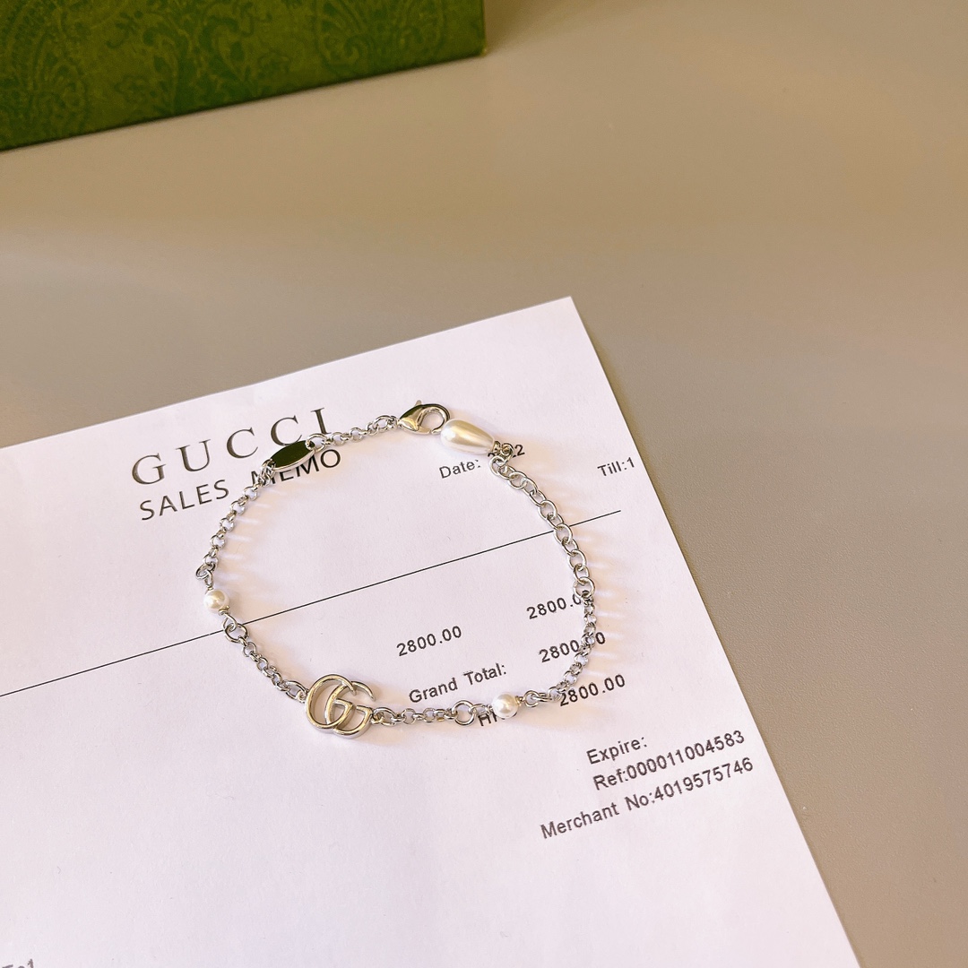 Gucci一比一珍珠雙G手鍊 女款輕奢氣質百搭設計| 12 Gucci一比一珍珠雙G手鍊 女款輕奢氣質百搭設計